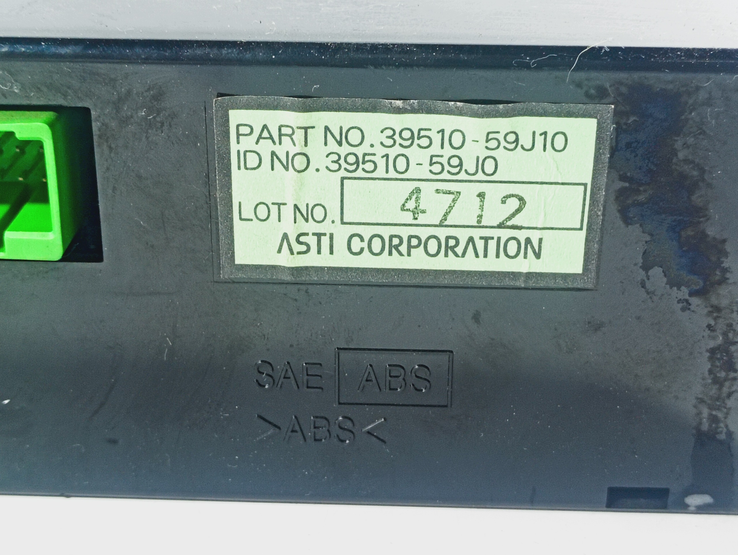 switch switch air conditioning control panel OE 3951059J10 Suzuki Liana 02-07