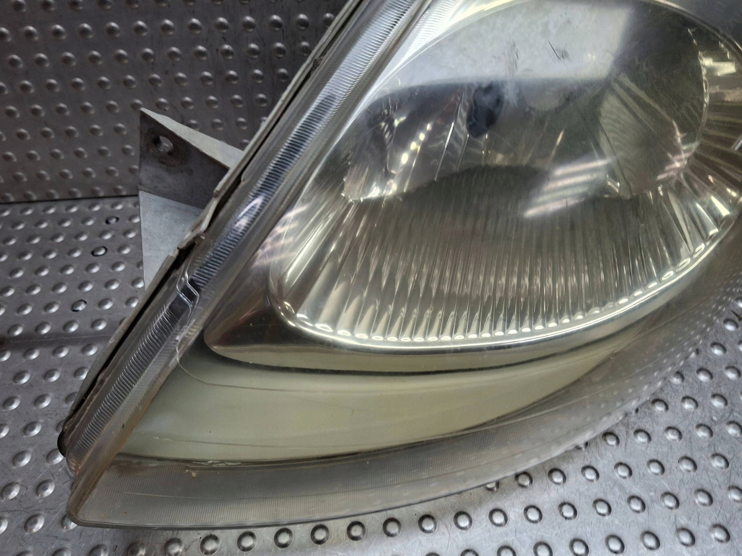 light front left TYC RENAULT TRAFIC II 2001