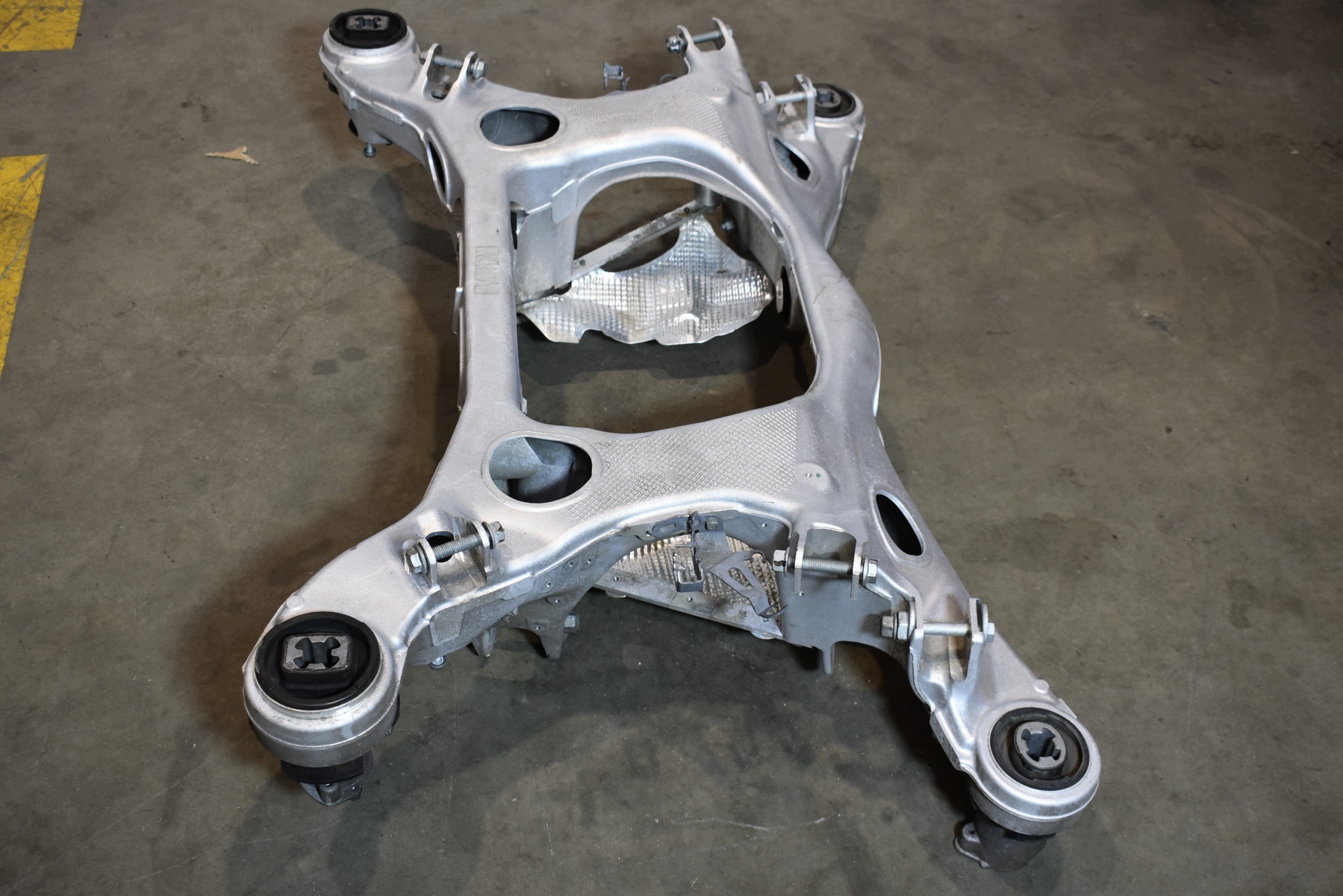IDEALNY subframe rear part rear PORSCHE PANAMERA 971 971599030AA 1