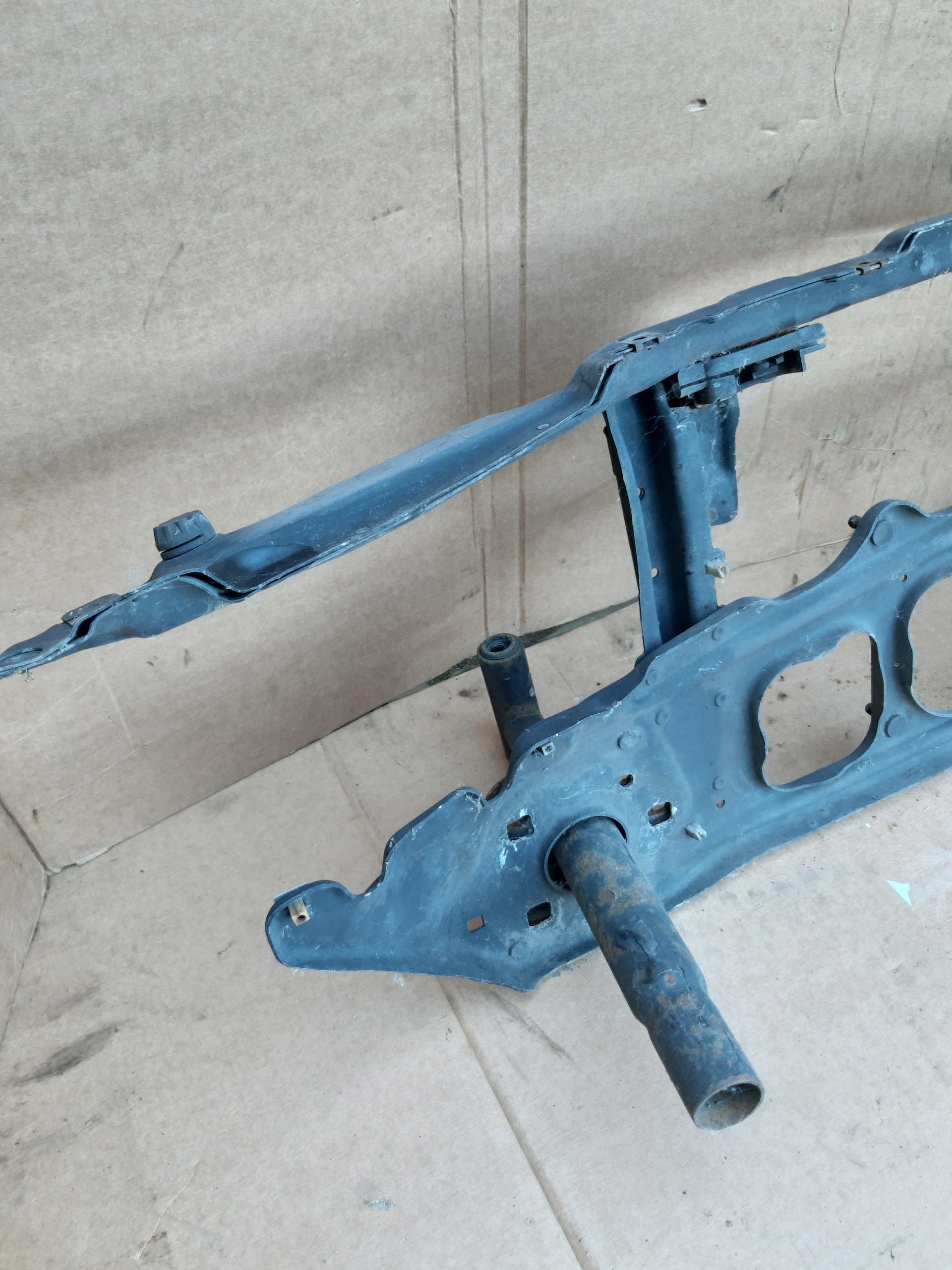 Armature Traverse Avant BMW 5 E39 2.0B