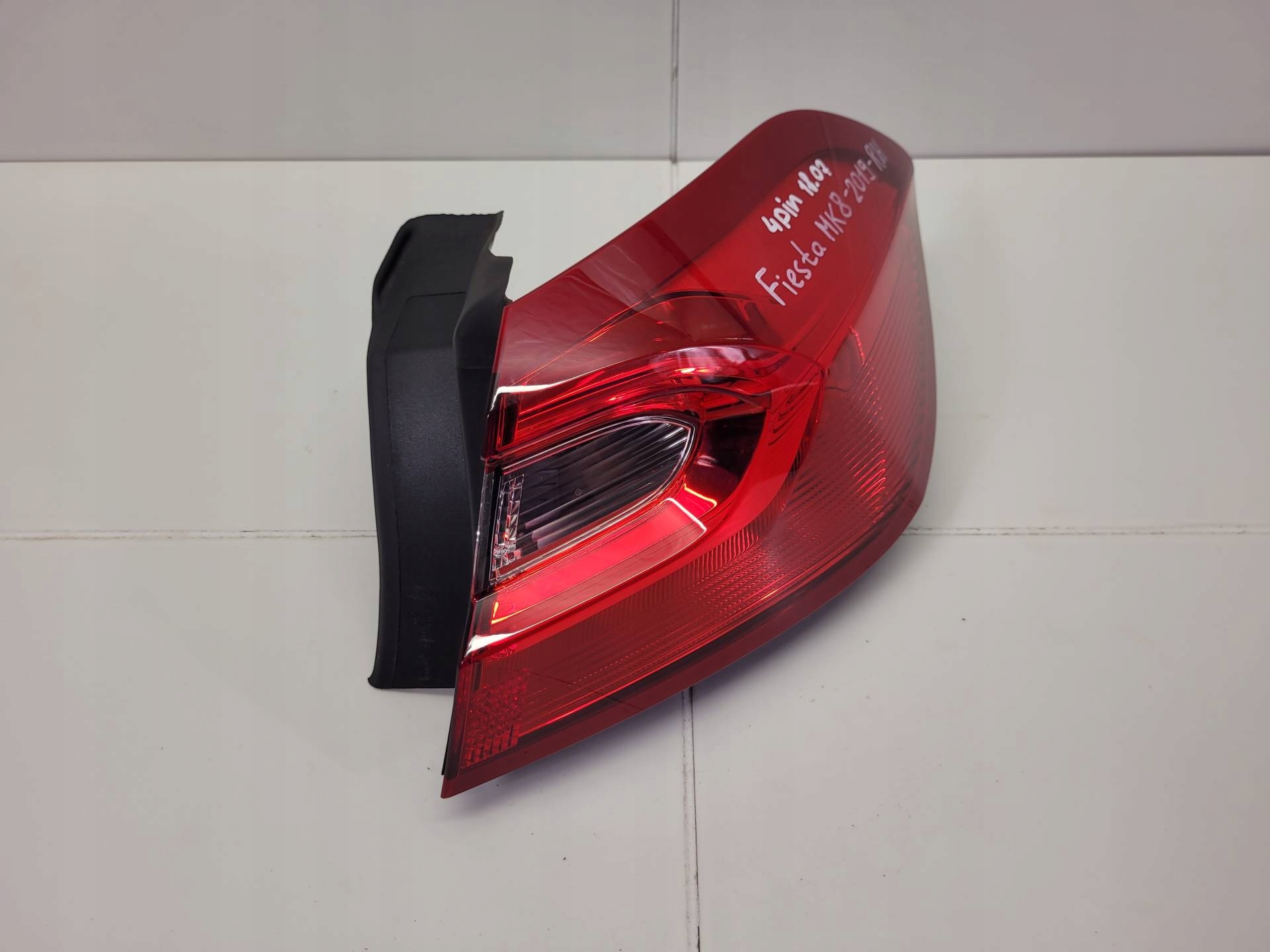 light rear right side Ford Fiesta 7 2019 N1BB-13A404-AA
