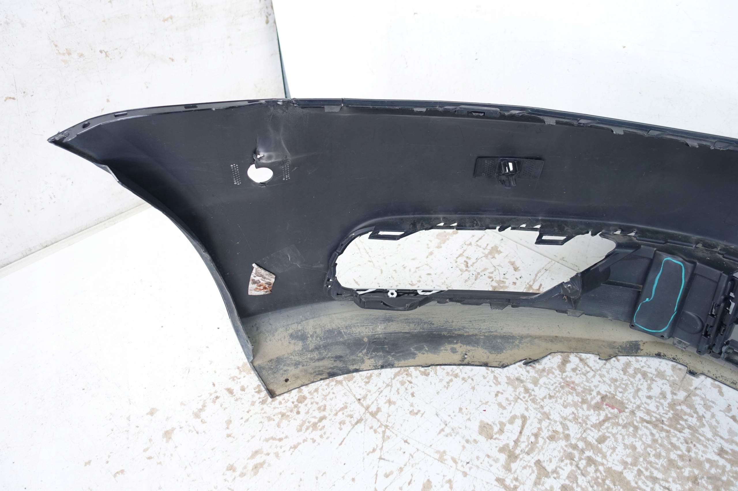 VW PASSAT B7 2010- bumper front front 3AA807221