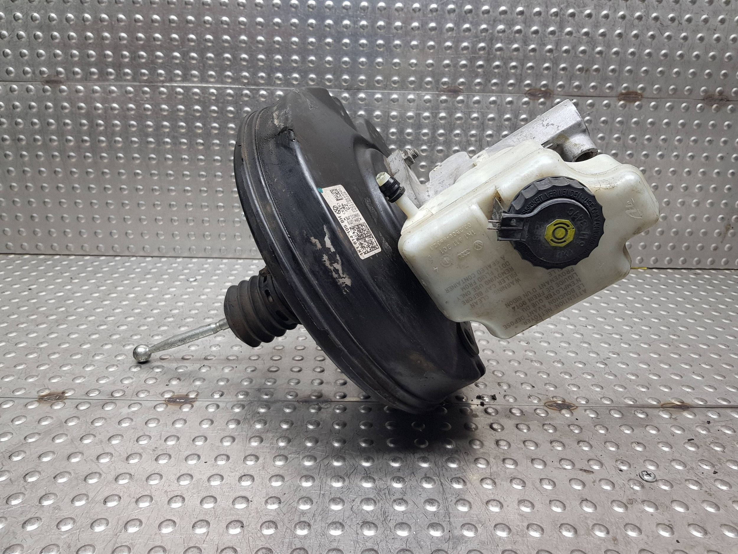 servo Servofreno 1K1614105BH OCTAVIA II ALTEA GOLF V LEON II A3 8P EU
