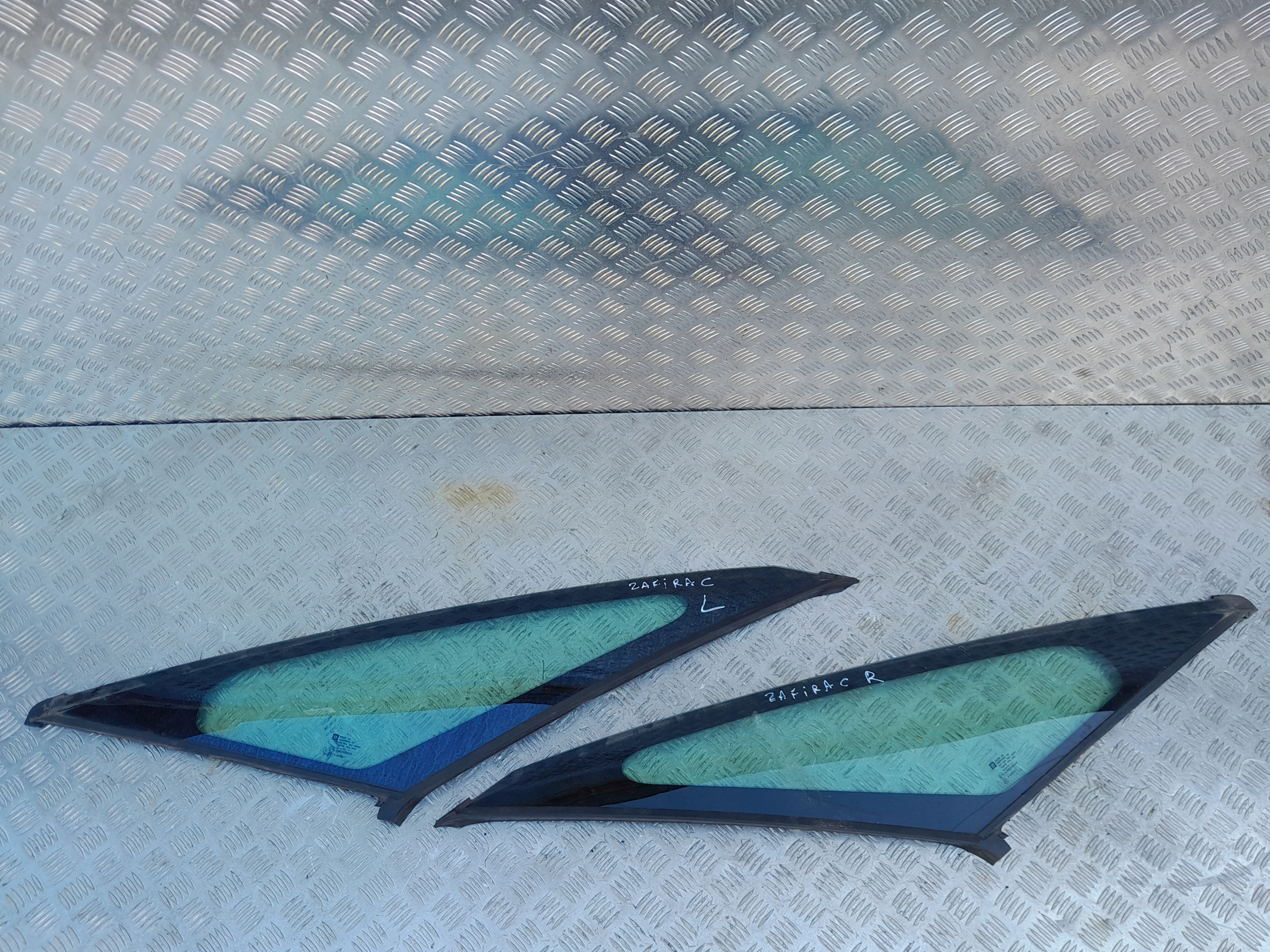 SZYBA KAROSERYJNA PRZÓD LEWA PRAWA OPEL ZAFIRA C