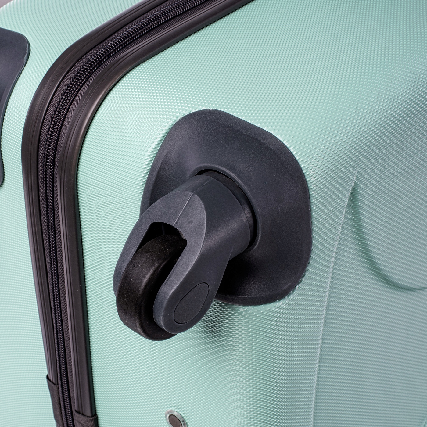 Walizka twarda NAVARRA II 72 Model Navarra II 72