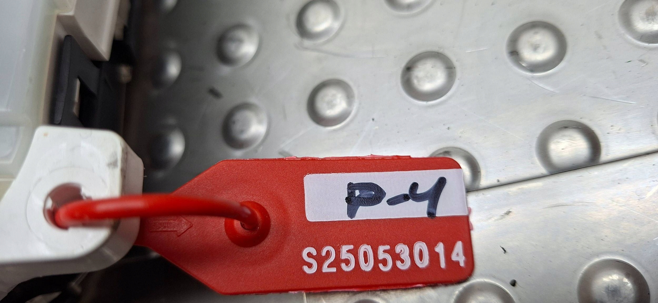 dials 9801905280 PEUGEOT 208 1.2 VTI 2012