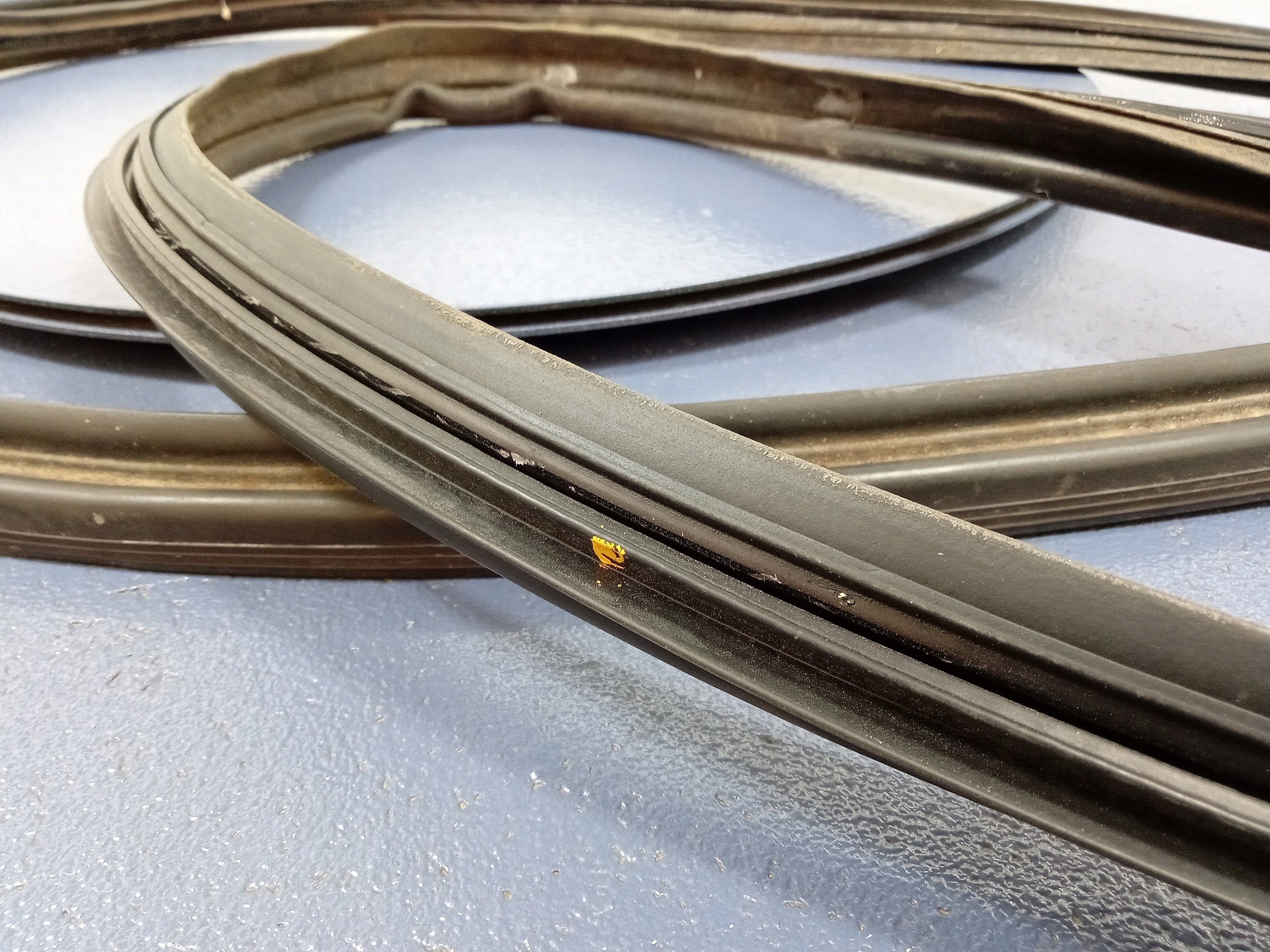 CELICA 5 V 89 93 LIFTBACK USZCZELKA KLAPY TYL Part number 01