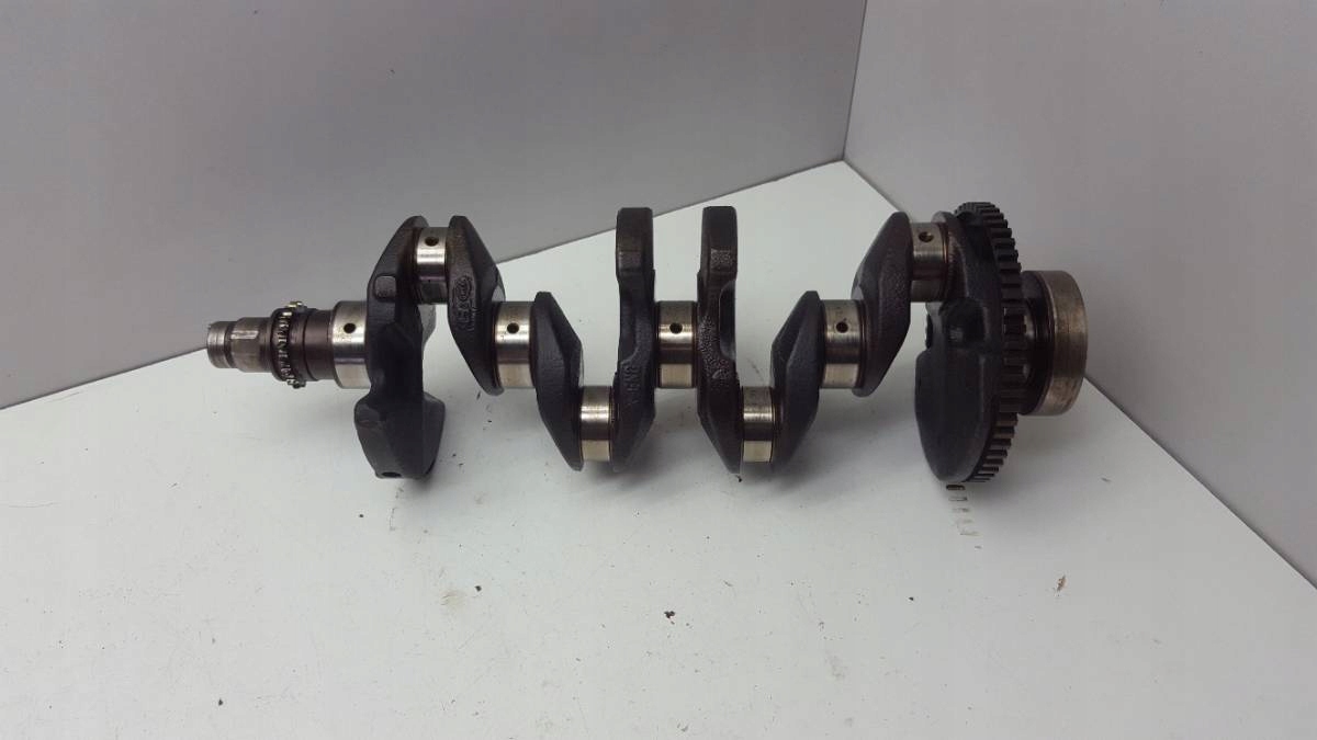 WAŁ KORBOWY KIA SPORTAGE III 2010 1.6 GDI G4FD