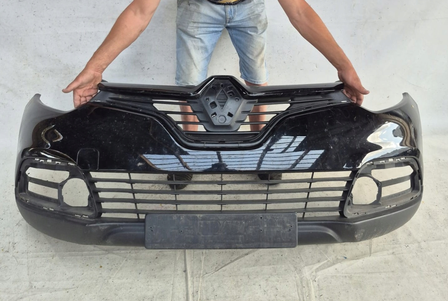 RENAULT CAPTUR and 13-17 bumper front front grid cover support GRILLA