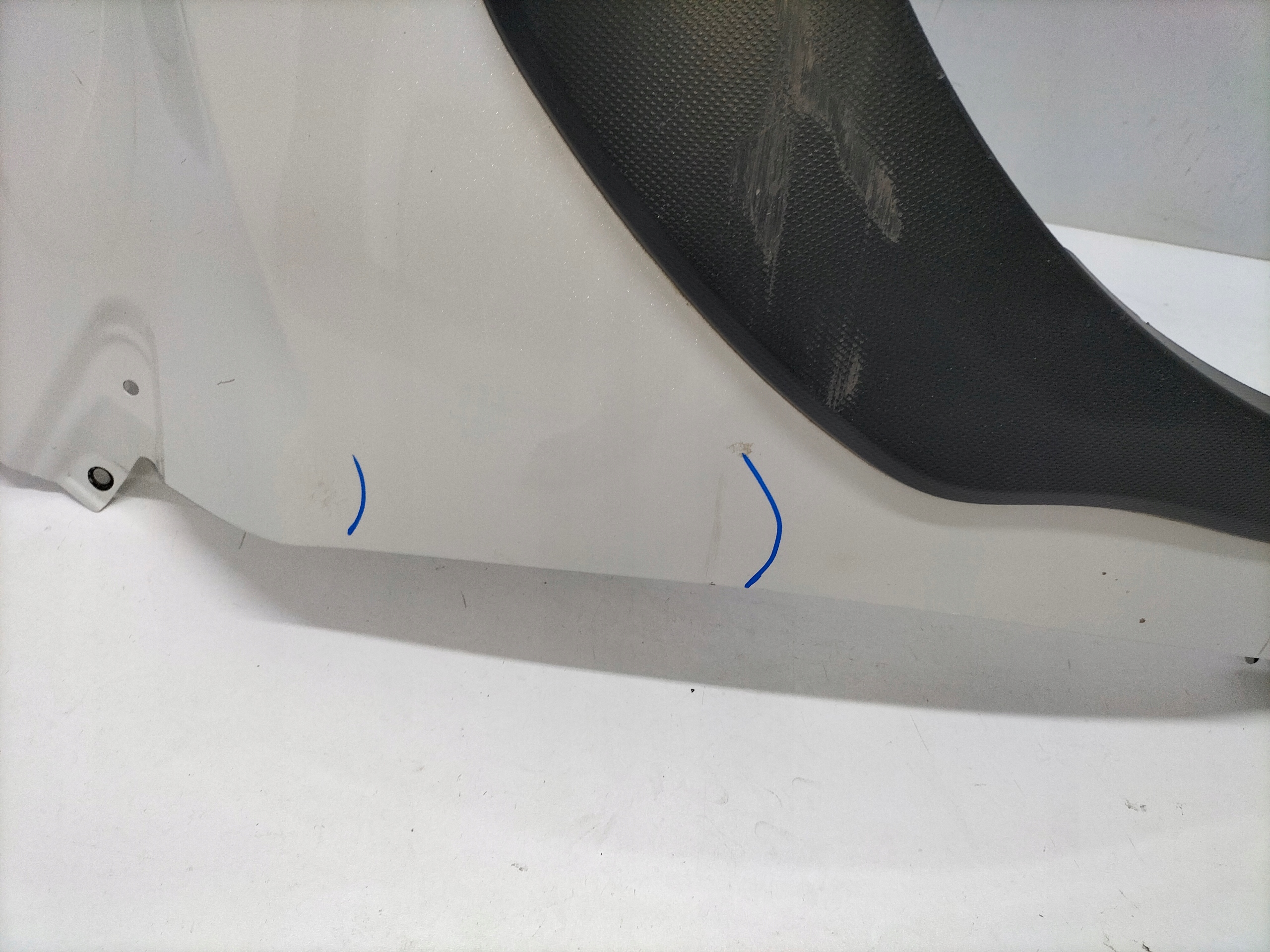 fender front front right SUBARU XV CROSSTREK 17