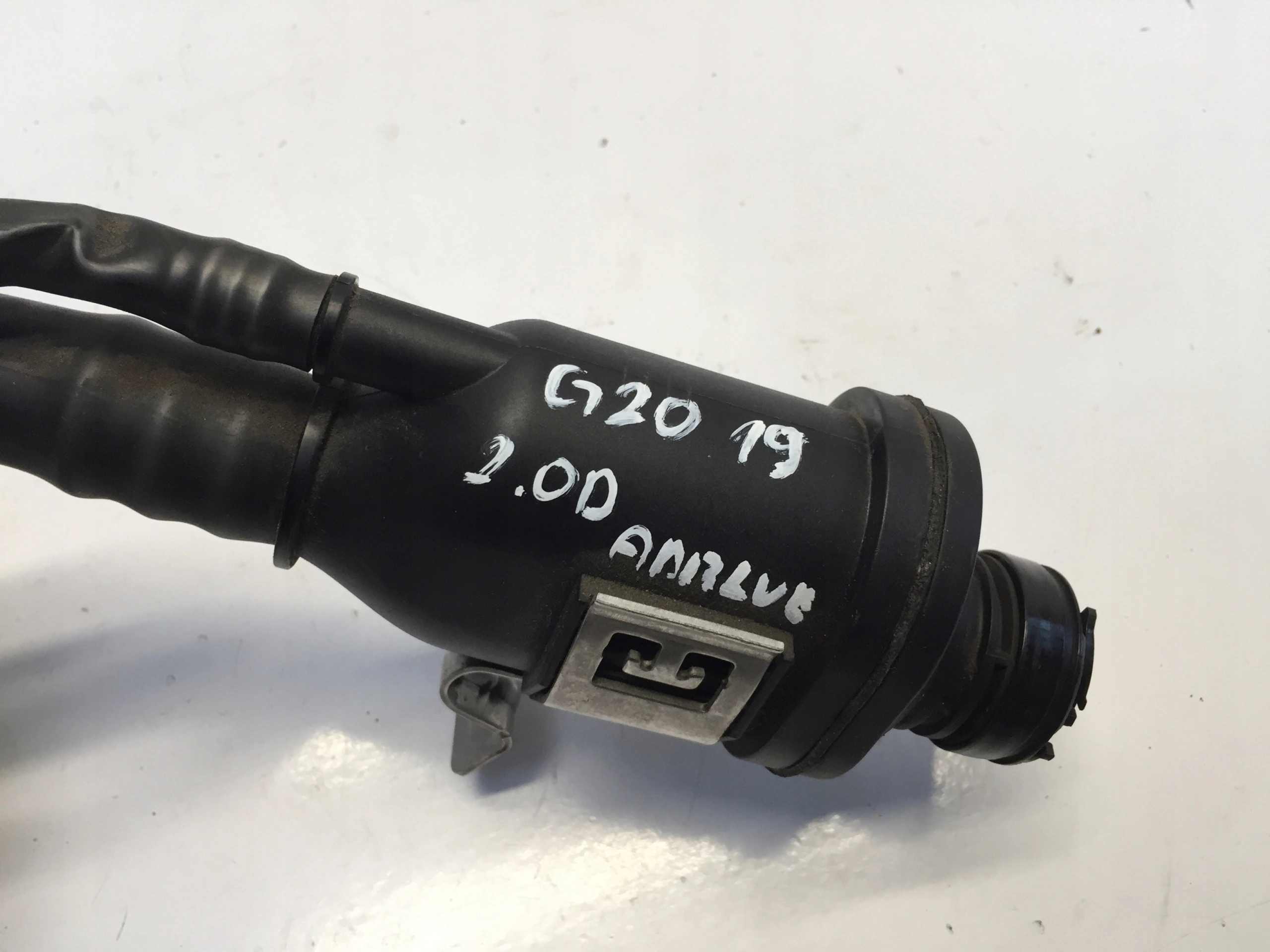 BMW 3 G20 2.0 D 2020 ADBLUE FILLER PIPE 7454341