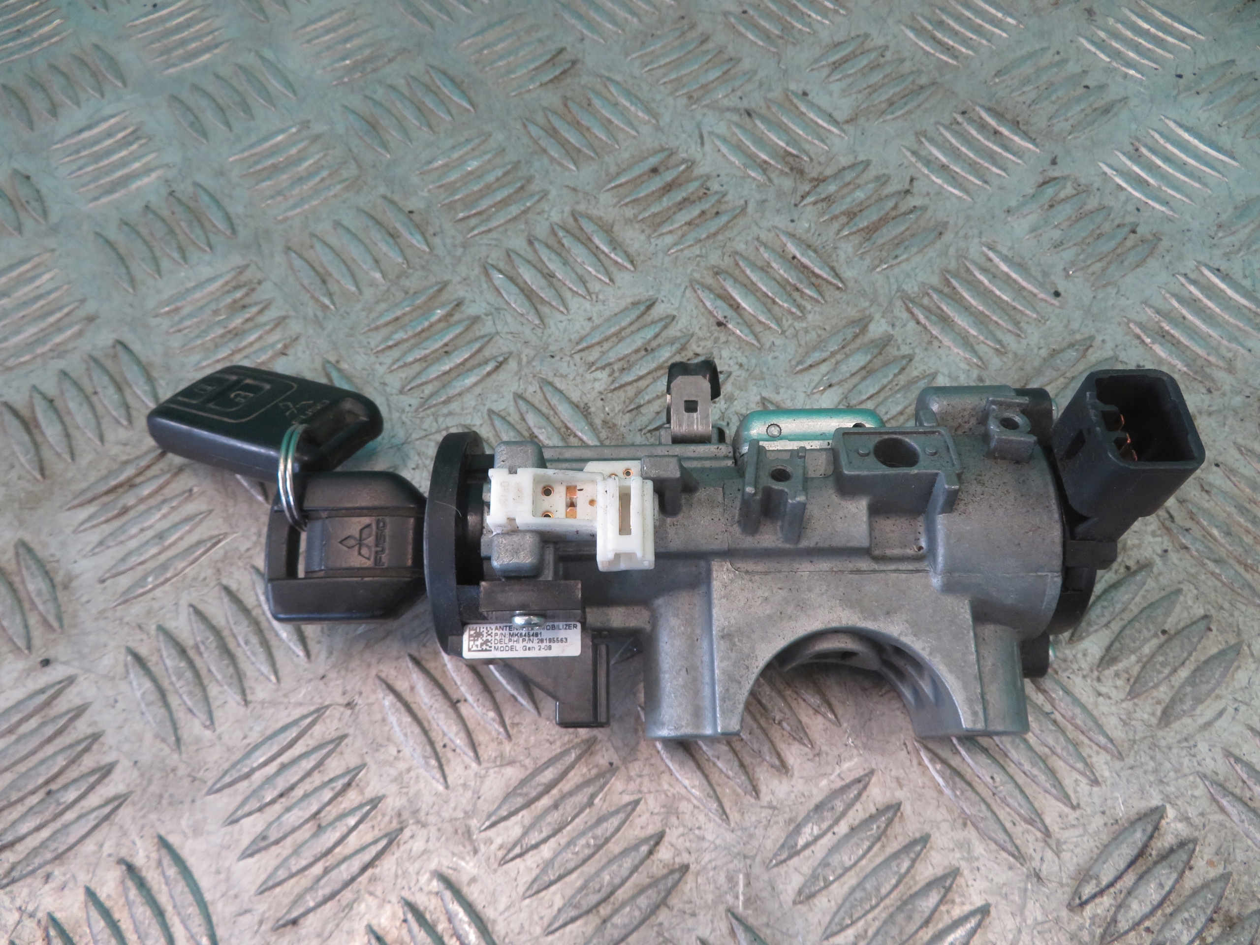 ignition key PILOT MITSUBISHI CANTER FUSO 3C13 3.0 21R