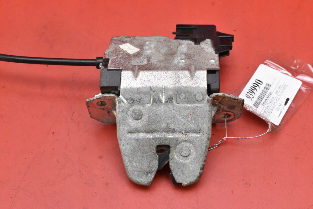 lock bonnet rear part boot A2037400135 MERCEDES C-KLASA COUPE 00-04