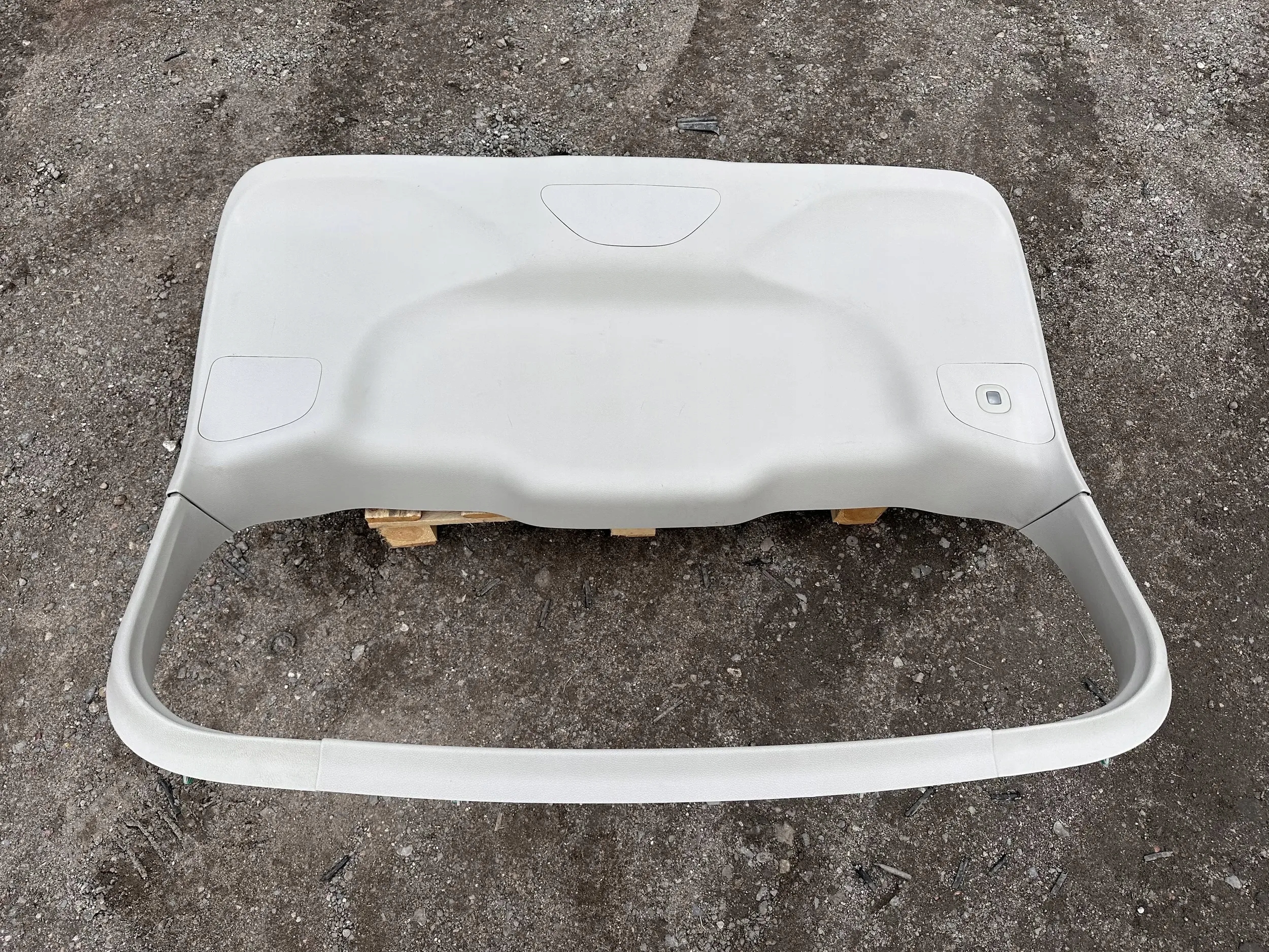 side cover bonnet boot side frame Chrysler Pacifica 2017 - 2021