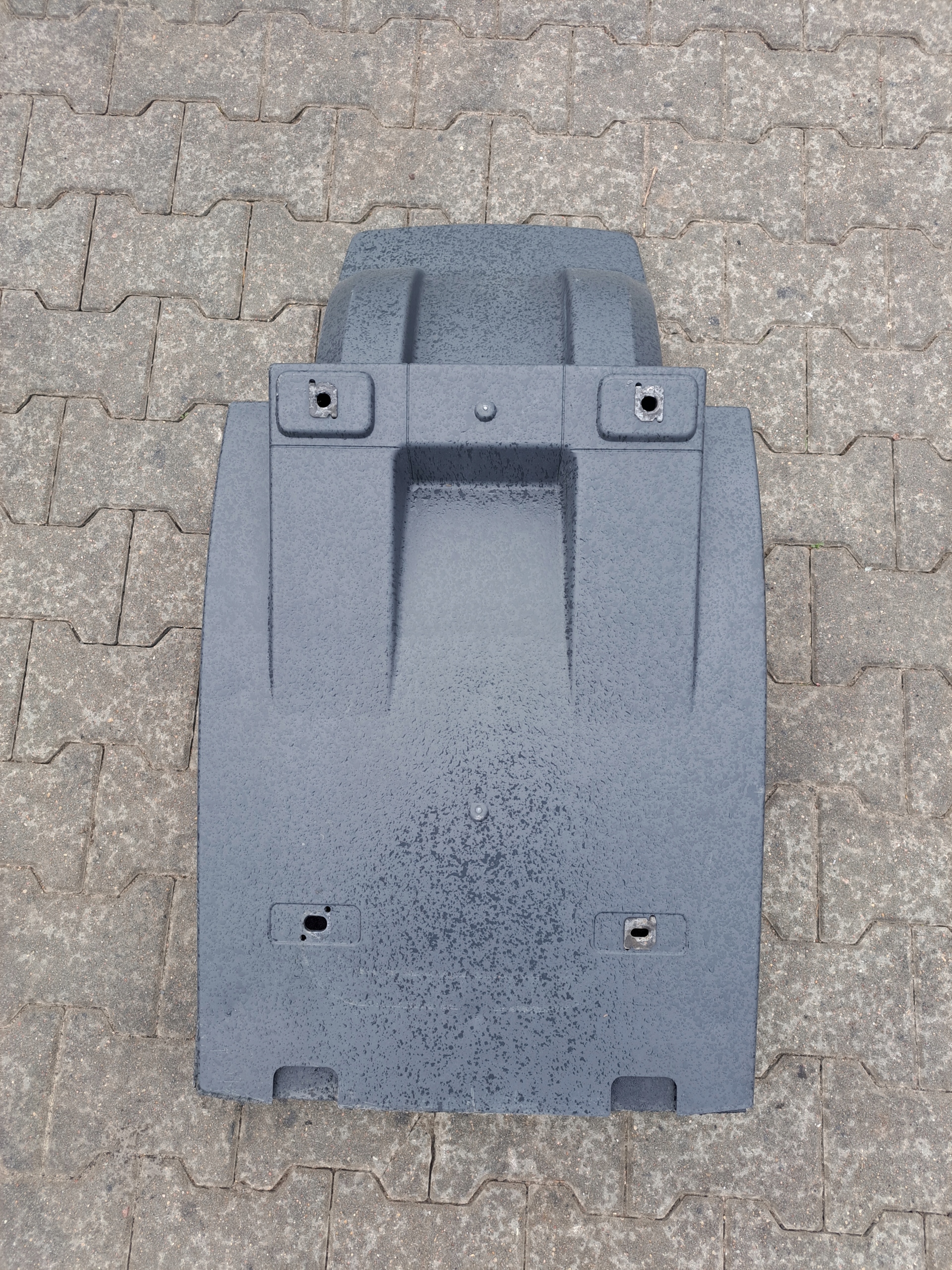 NADKOLE BŁOTNIK KABINY CHLAPACZ VOLVO FH 4