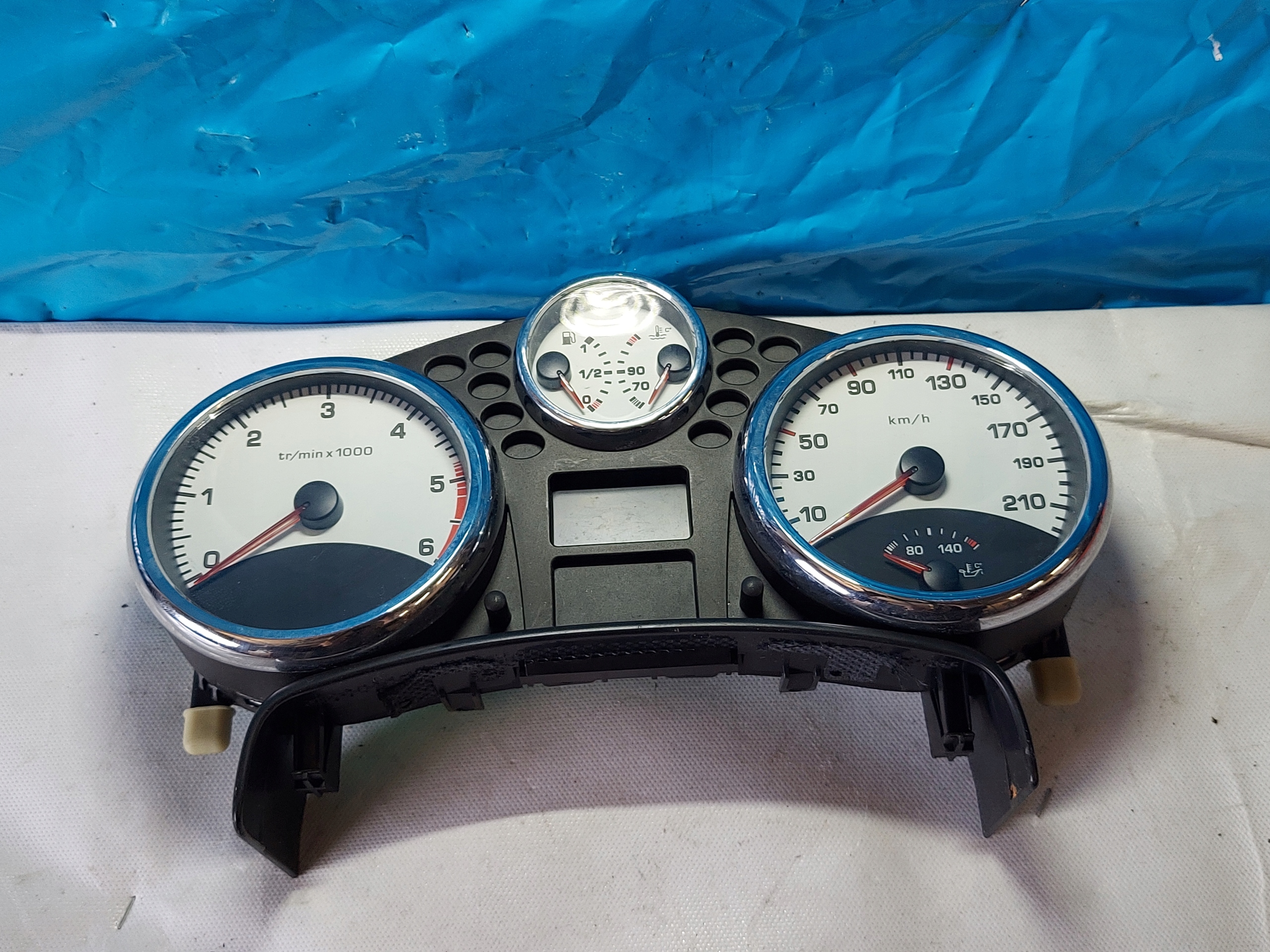 dials clock PEUGEOT 207 1.6 HDI A2C53065549
