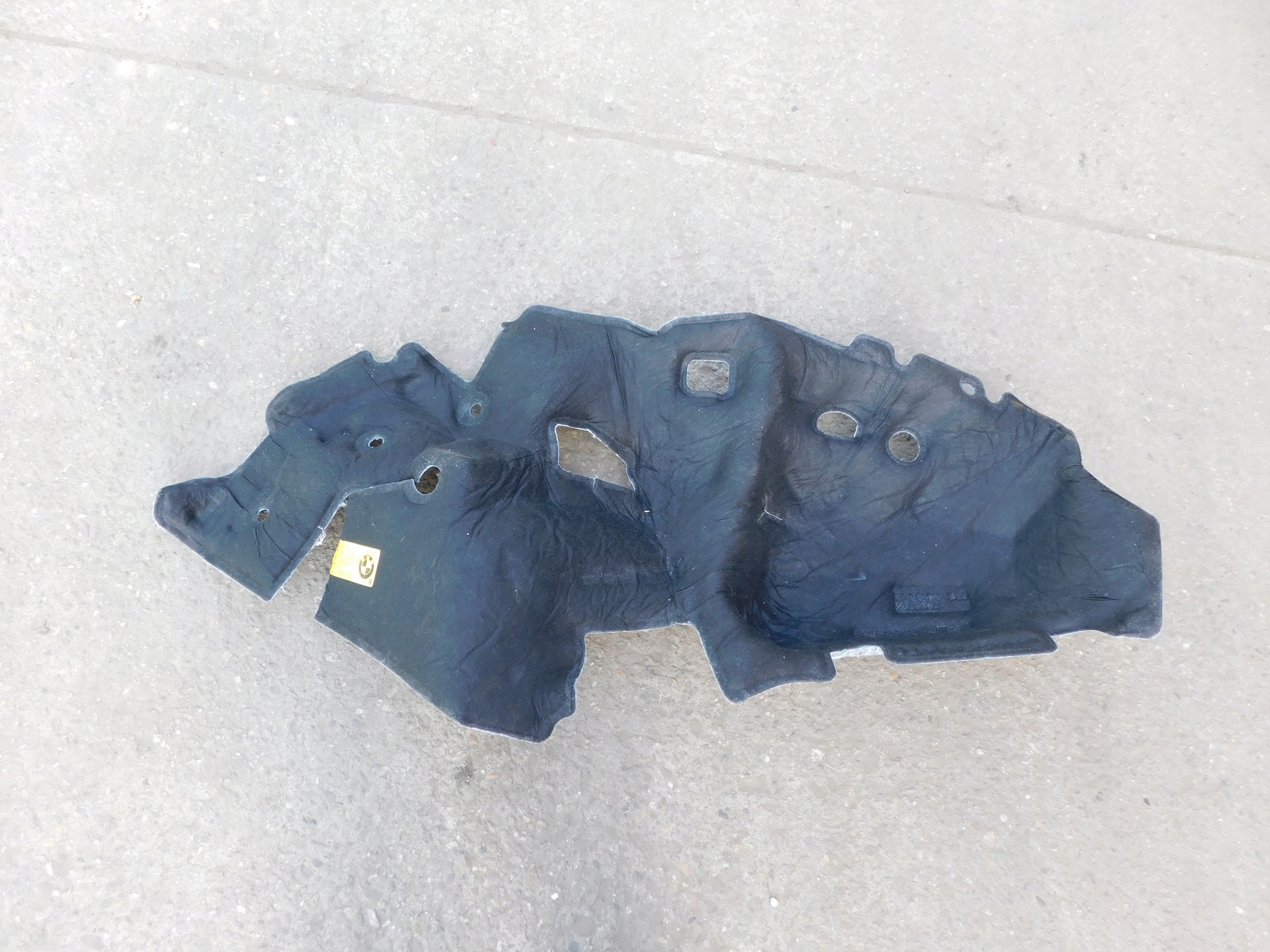 BMW g26 oryginalne soundproofing boot izolacja wneki