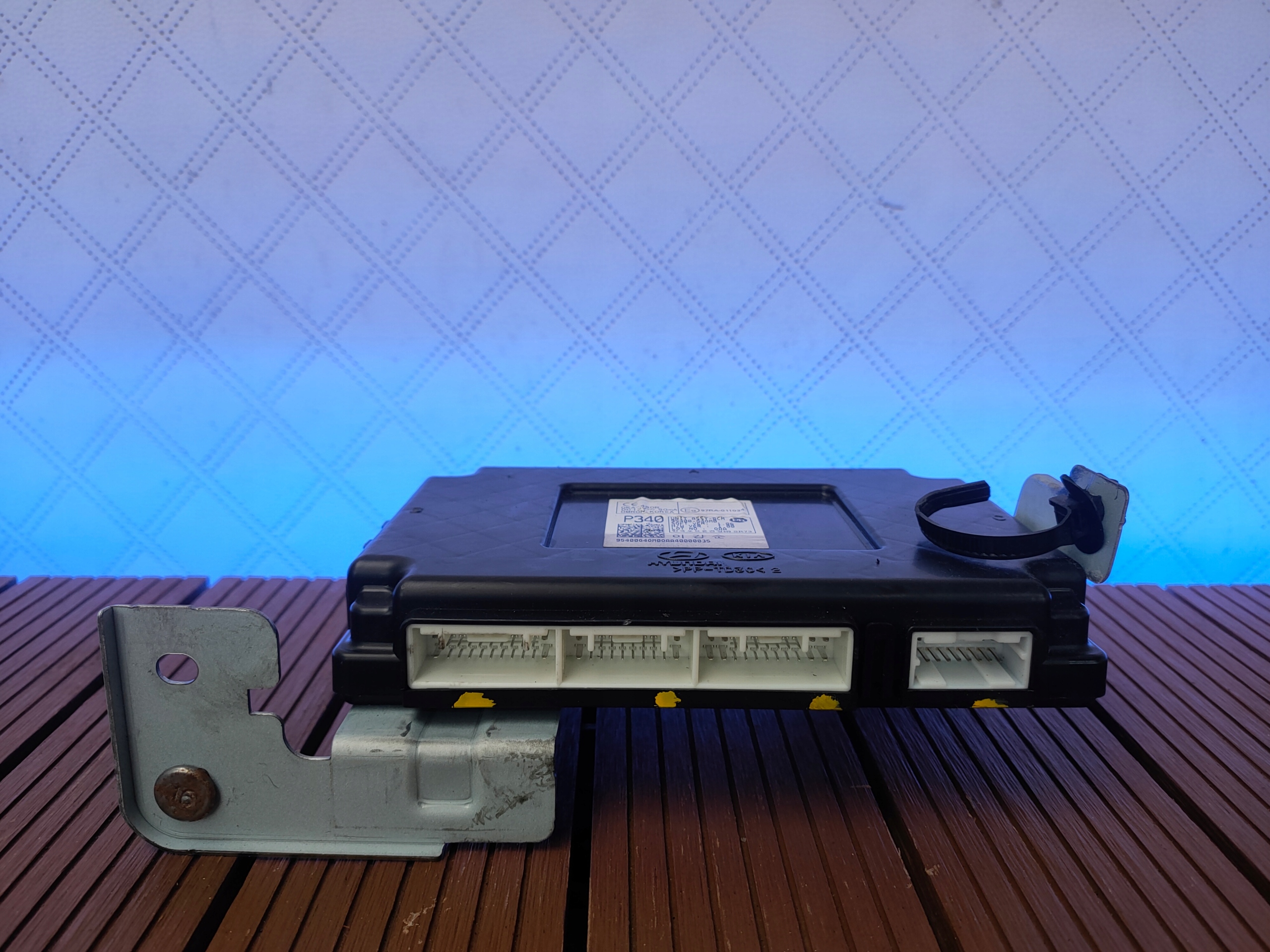 HYUNDAI I30 III 16-23 module control unit BCM 95400-G4OM0 OE