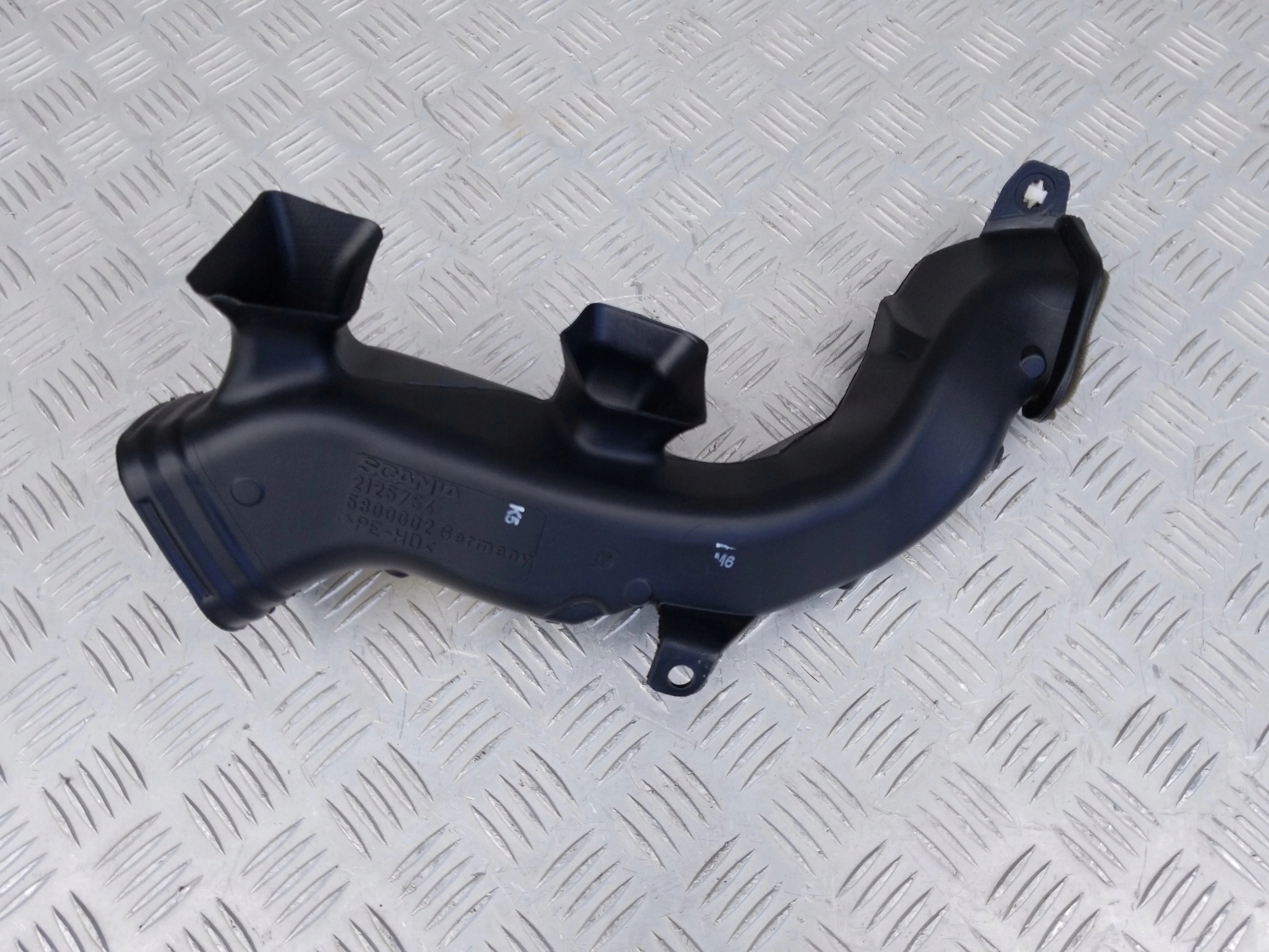 KANAL POWIETRZNY SCANIA RS R S