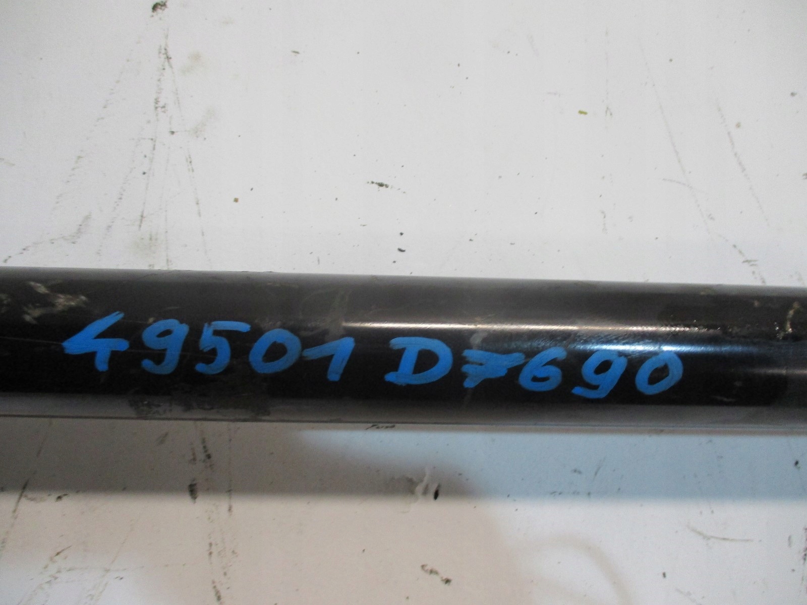 semi-axis HYUNDAI TUCSON III 1,6CRDI 49501-D7690 right