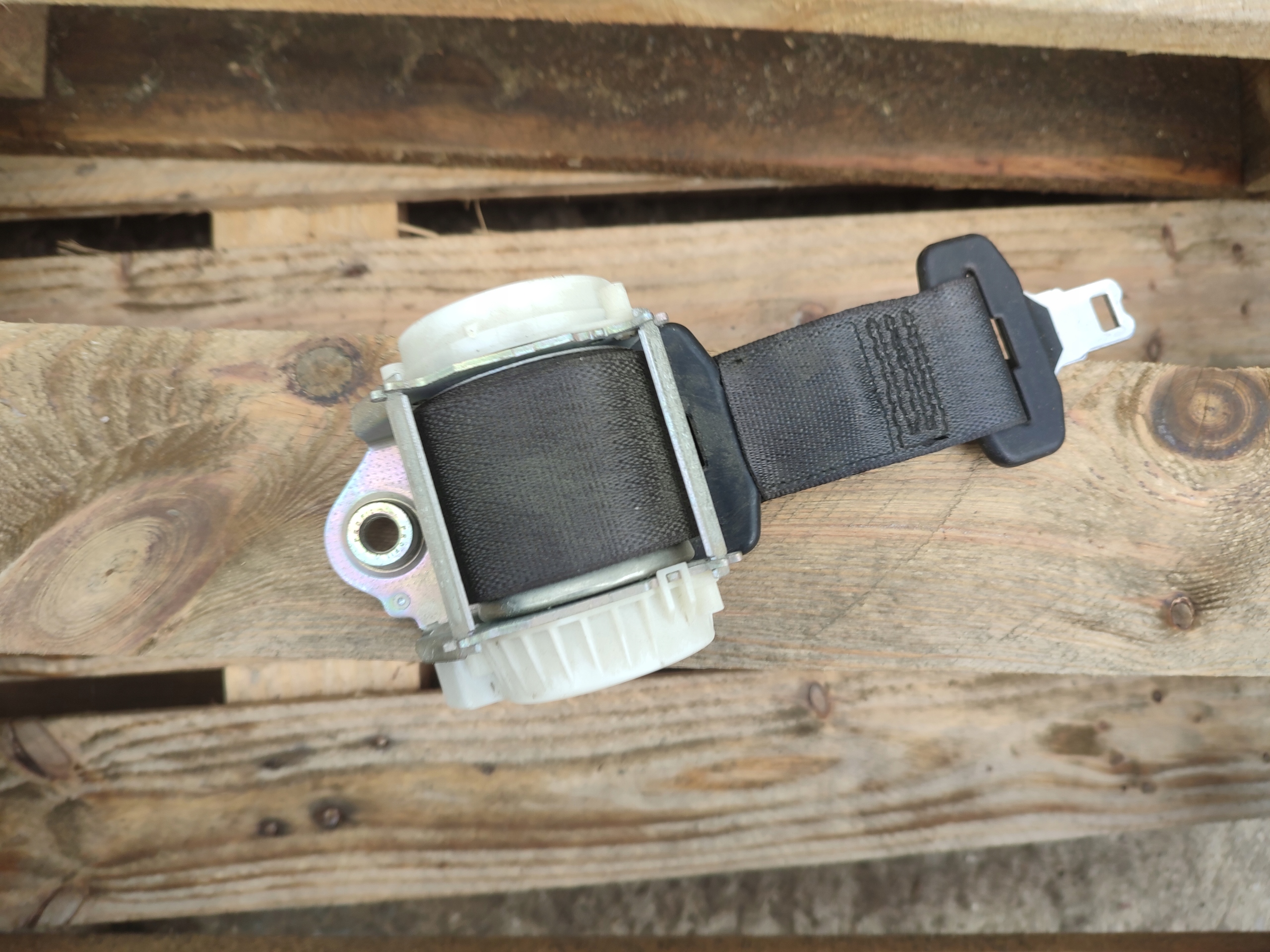 Gurten Sicherheits mitte heck Opel Meriva B 33035173B