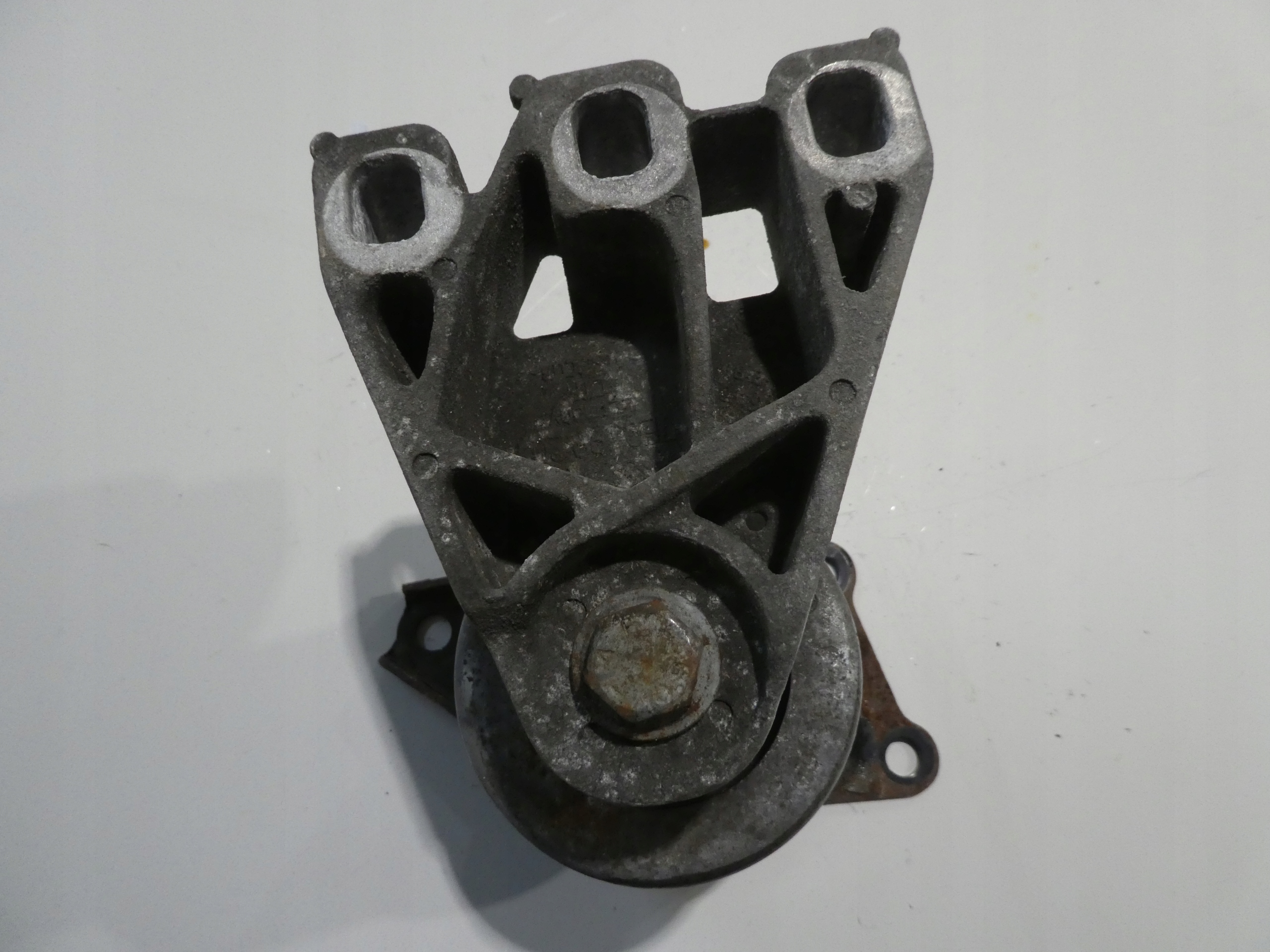 T5 LIFT 2.0TDI engine mount 7H0199256J 7E0199207