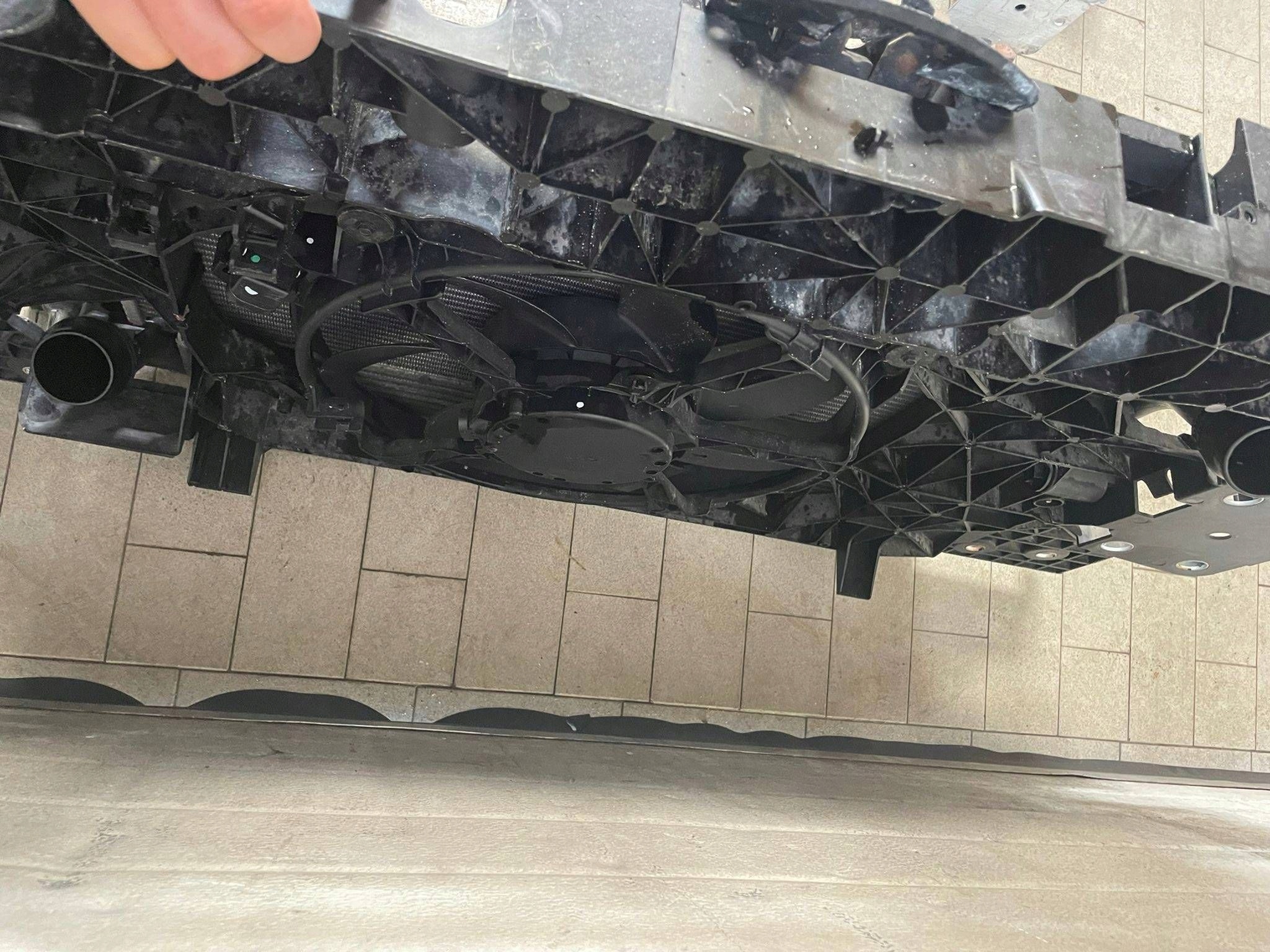 pillar radiator fan sider KPL. RENAULT SCENIC III 1.4 TCe