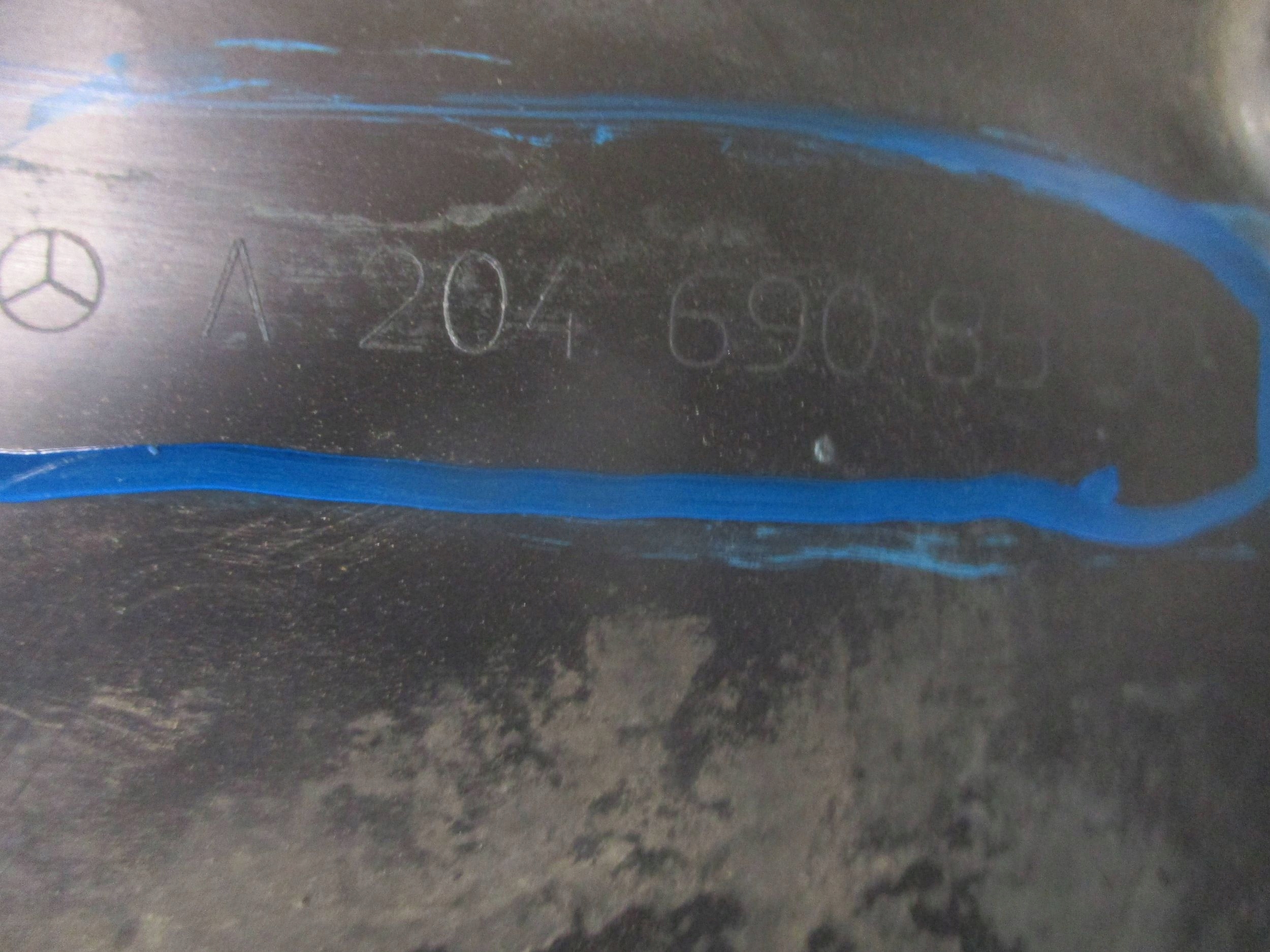 mudguard front front right MERCEDES-BENZ GLK 204 A2046901130