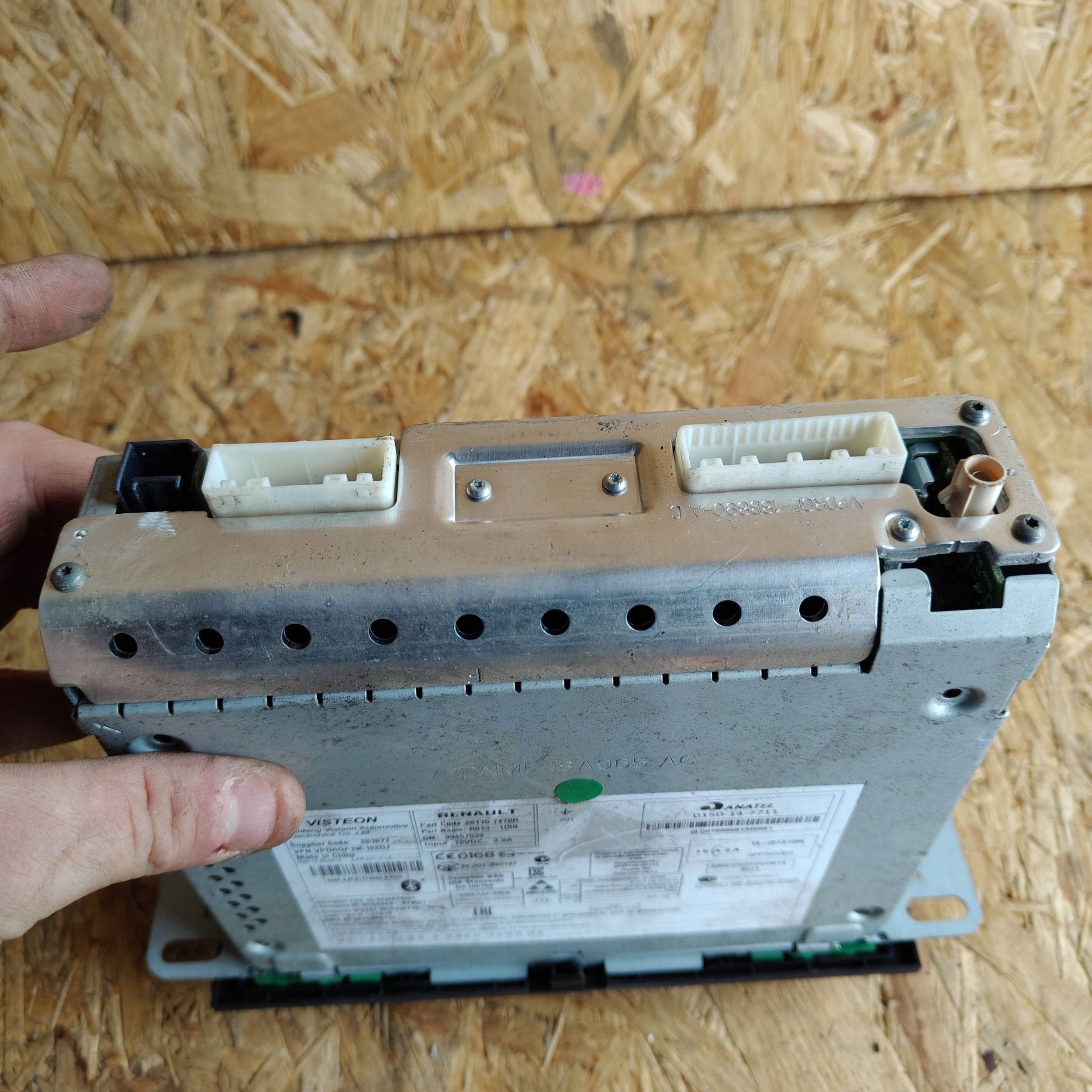 Stacja multimedialna Renault Trafic III (X82) 281157478R