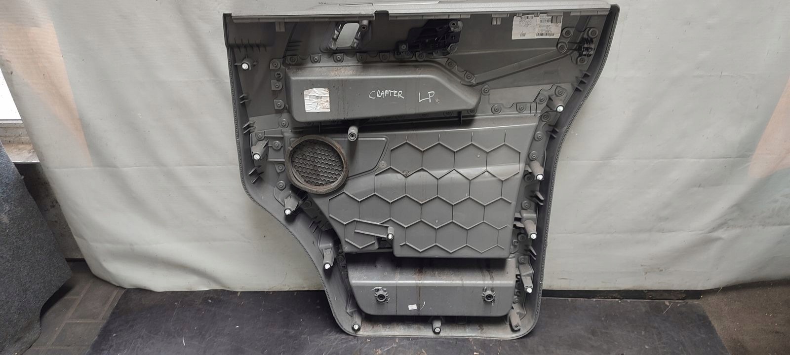 side front front left VW Crafter II 7C0