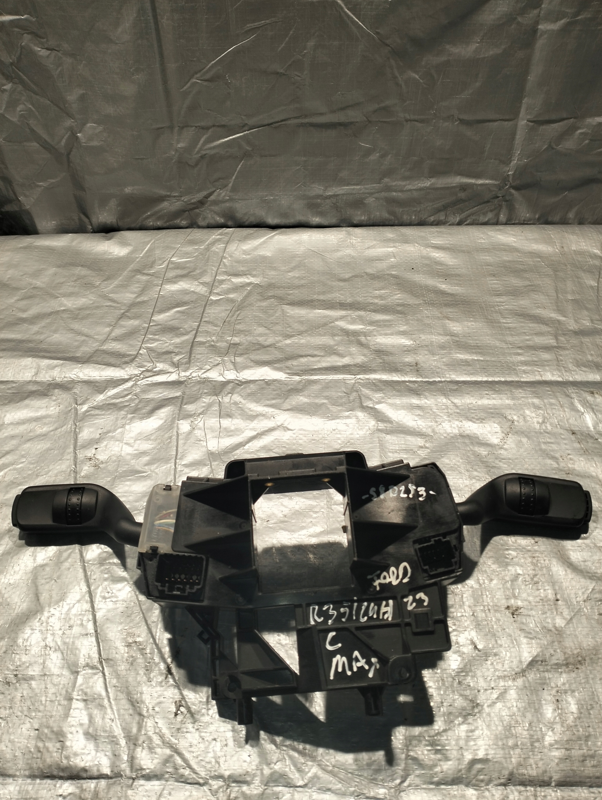 steering wheel levers and controls control C-MAX FOCUS MK2 3M5T-13N064-FD