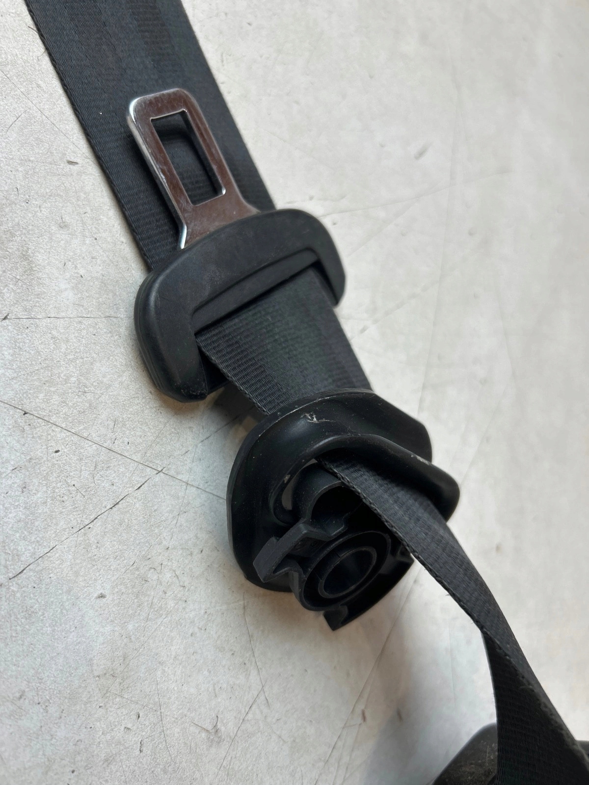 tension belt safety front front right Volkswagen New Beetle 5C