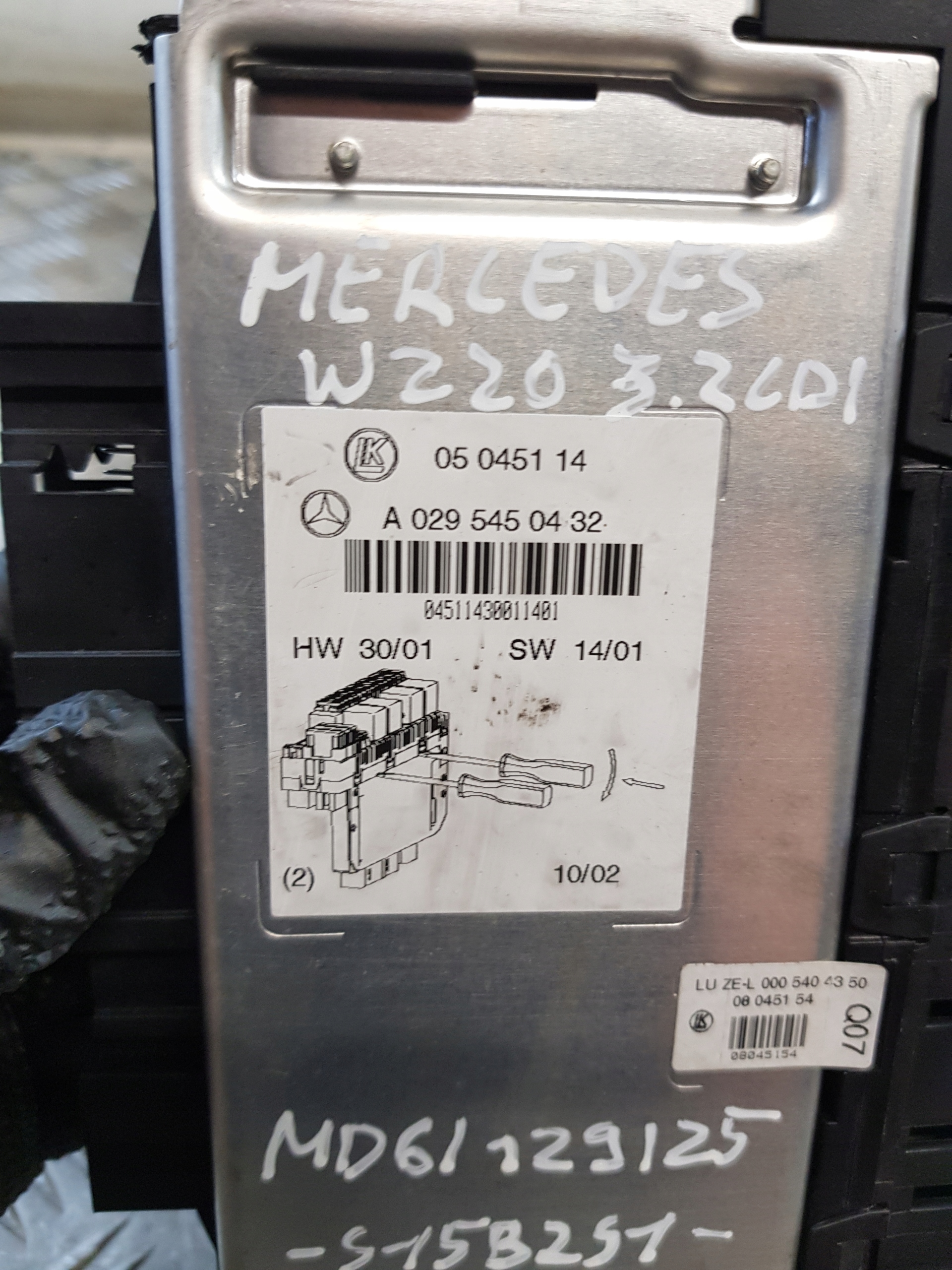 module control unit SAM OE A0295450432 MERCEDES S-KLASA W220 02R