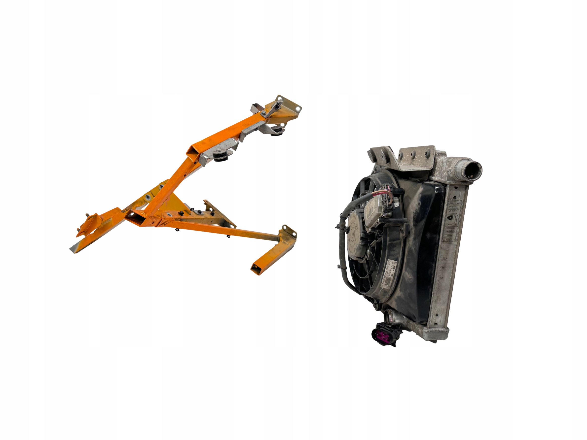 LAMBORGHINI GALLARDO LP560 PAS PRZEDNI CHŁODNICA PODŁUŻNICA ĆWIARTKA PRAWA Typ samochodu Samochody osobowe