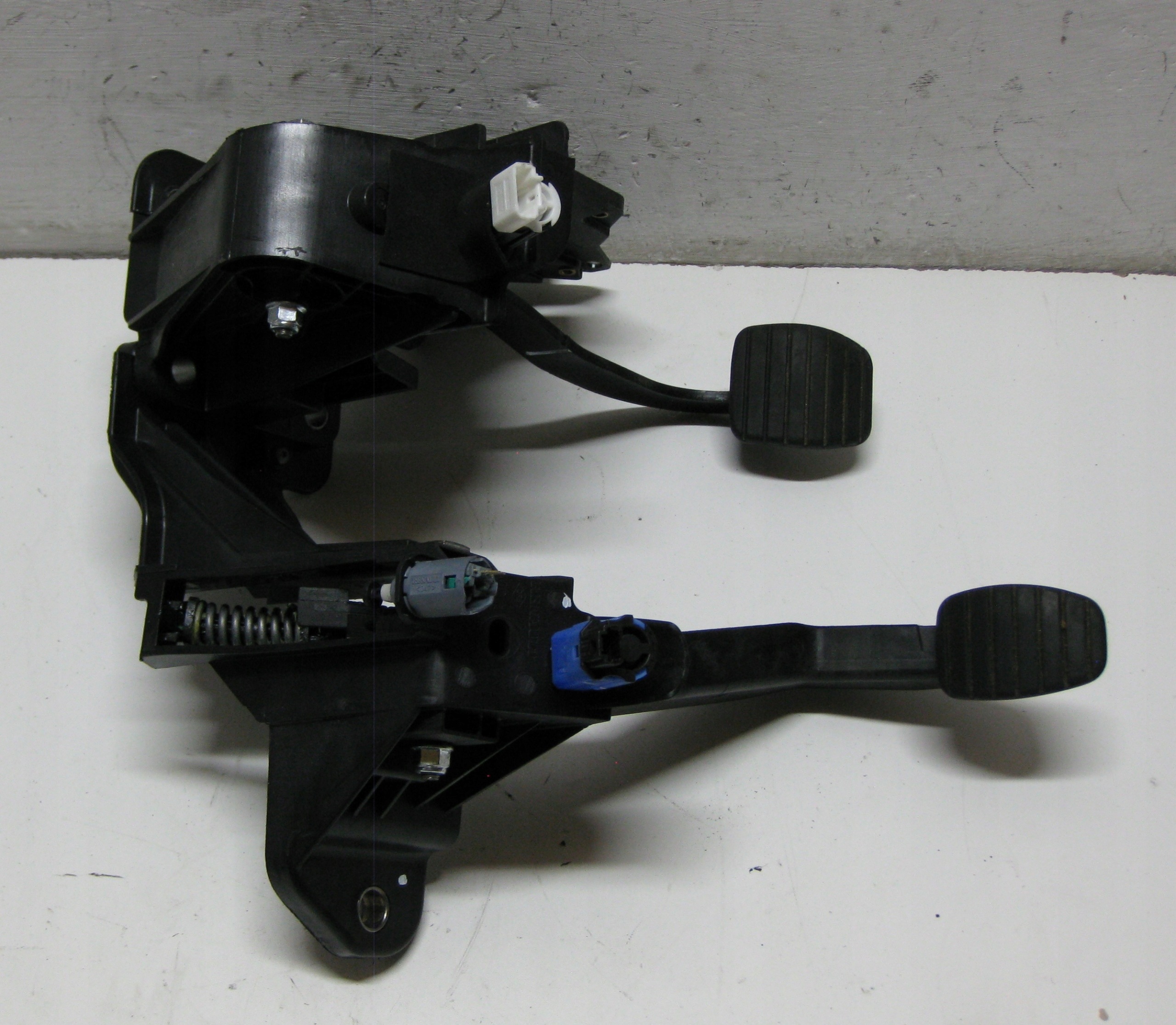 RENAULT MASTER III LIFT pedale der kupplung bremse 070108H