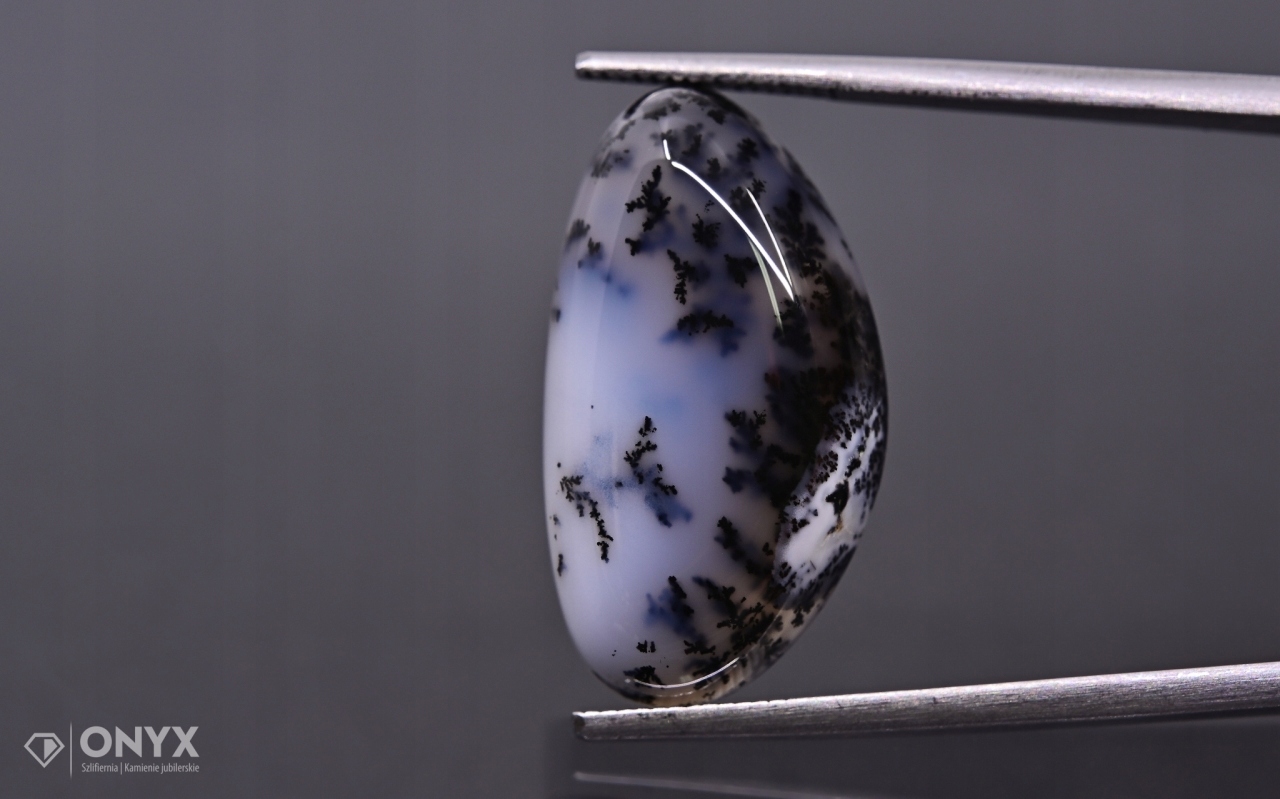 Dendritový achát z Turecka kabošon nepravidelný 23x