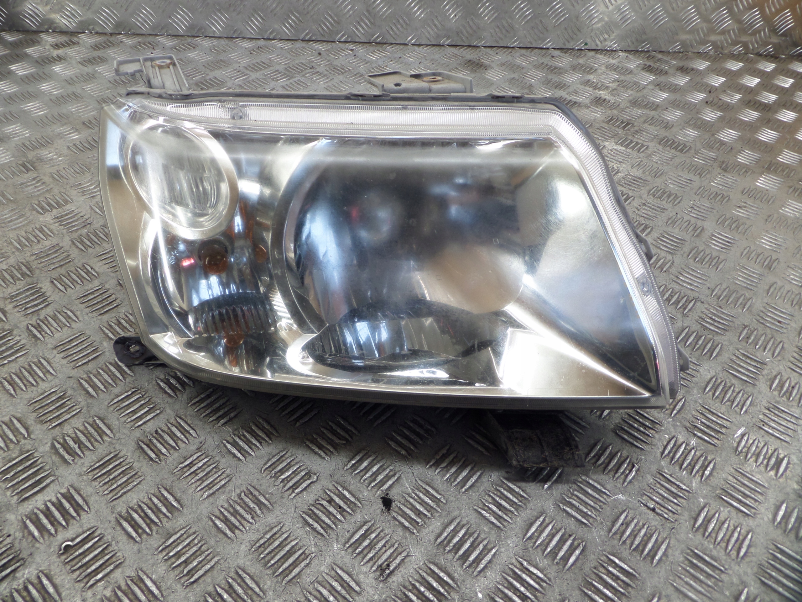 SUZUKI GRAND VITARA II light right front front