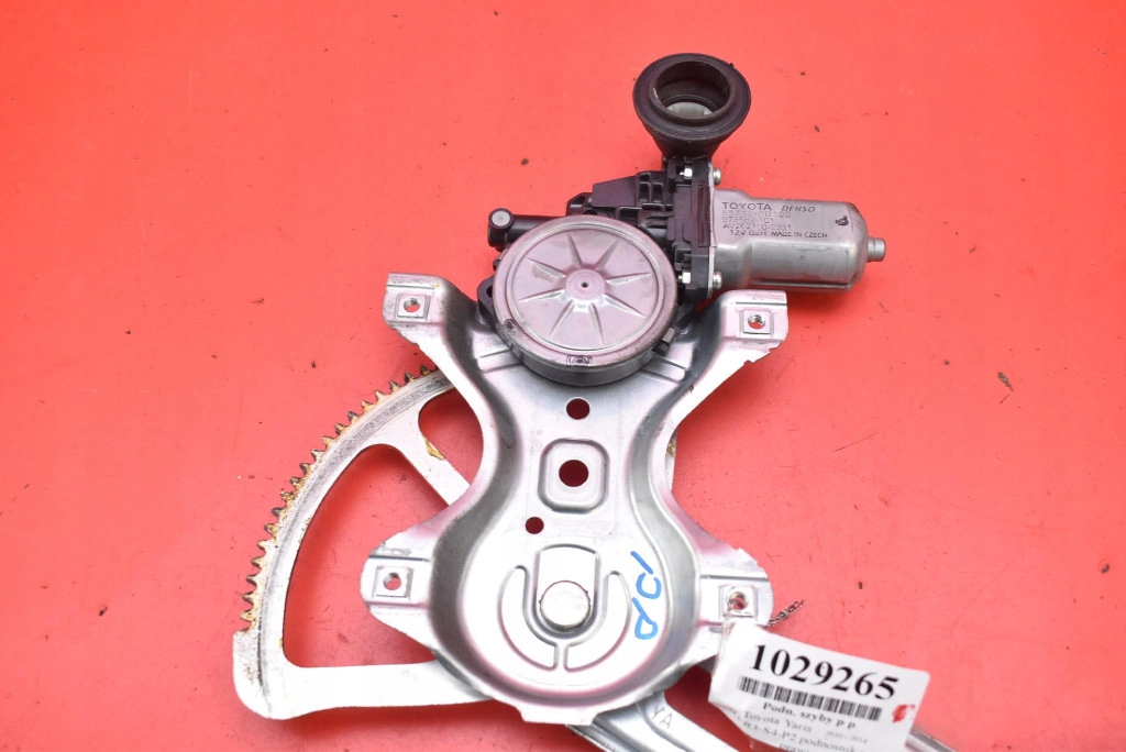 window regulator right front EU 85710-0D100 TOYOTA YARIS 3 III 5D 10-14