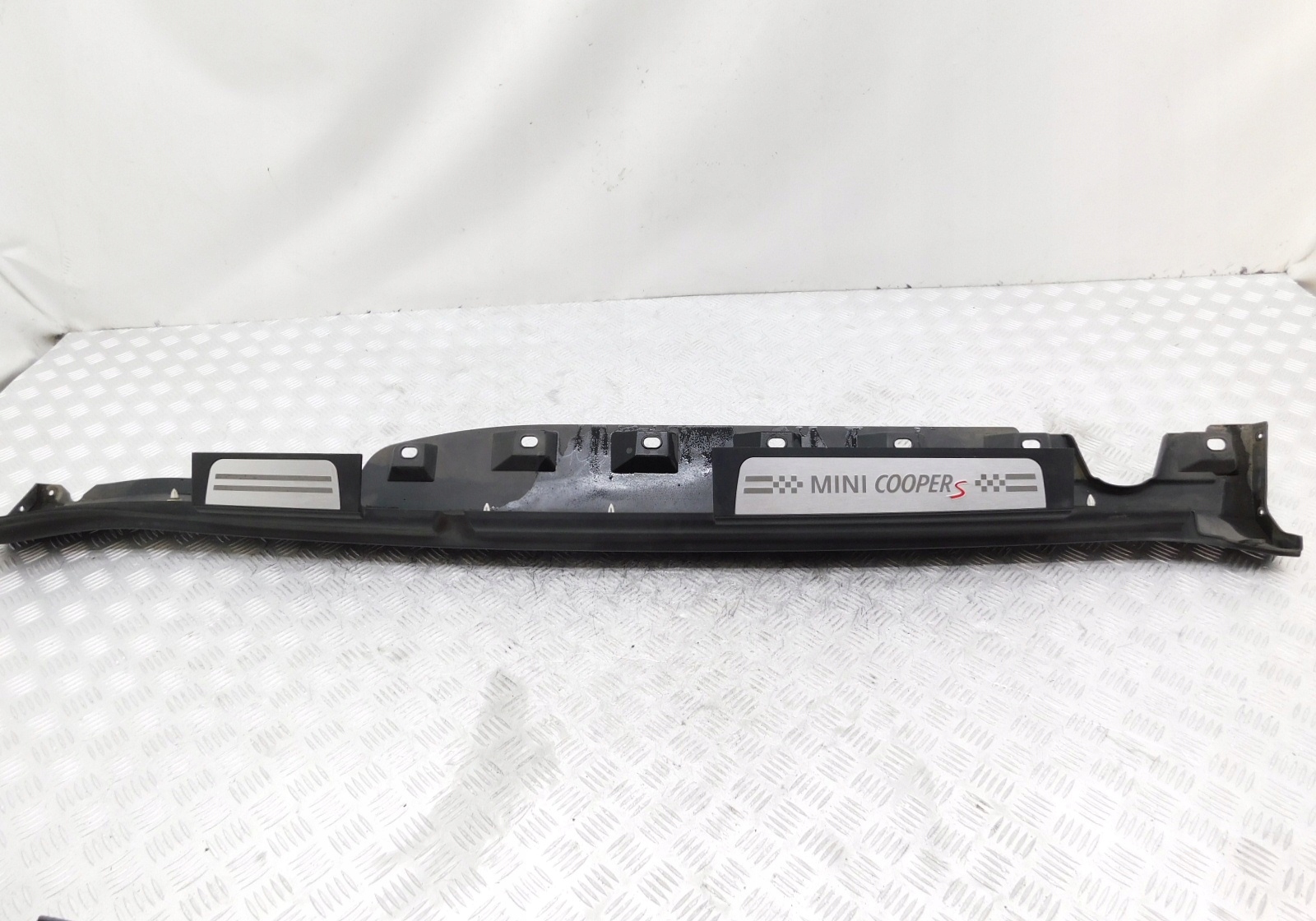 LISTWA PROGOWA PRAWA MINI Cooper S Countryman R60 Producent części Mini OE