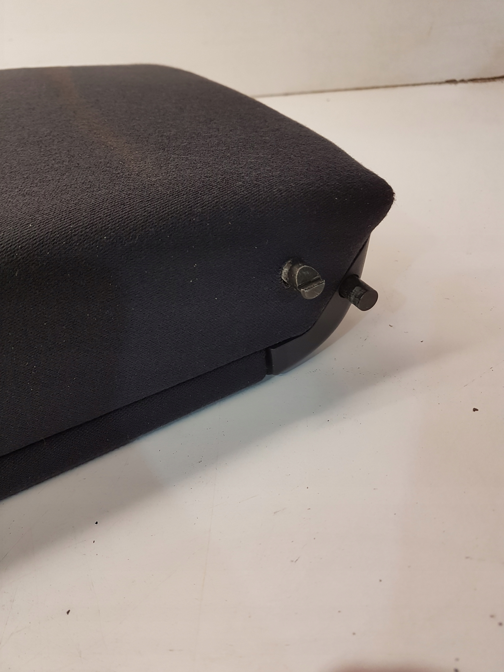 armrest rear part AUDI A6 C6 WELUR graphitic