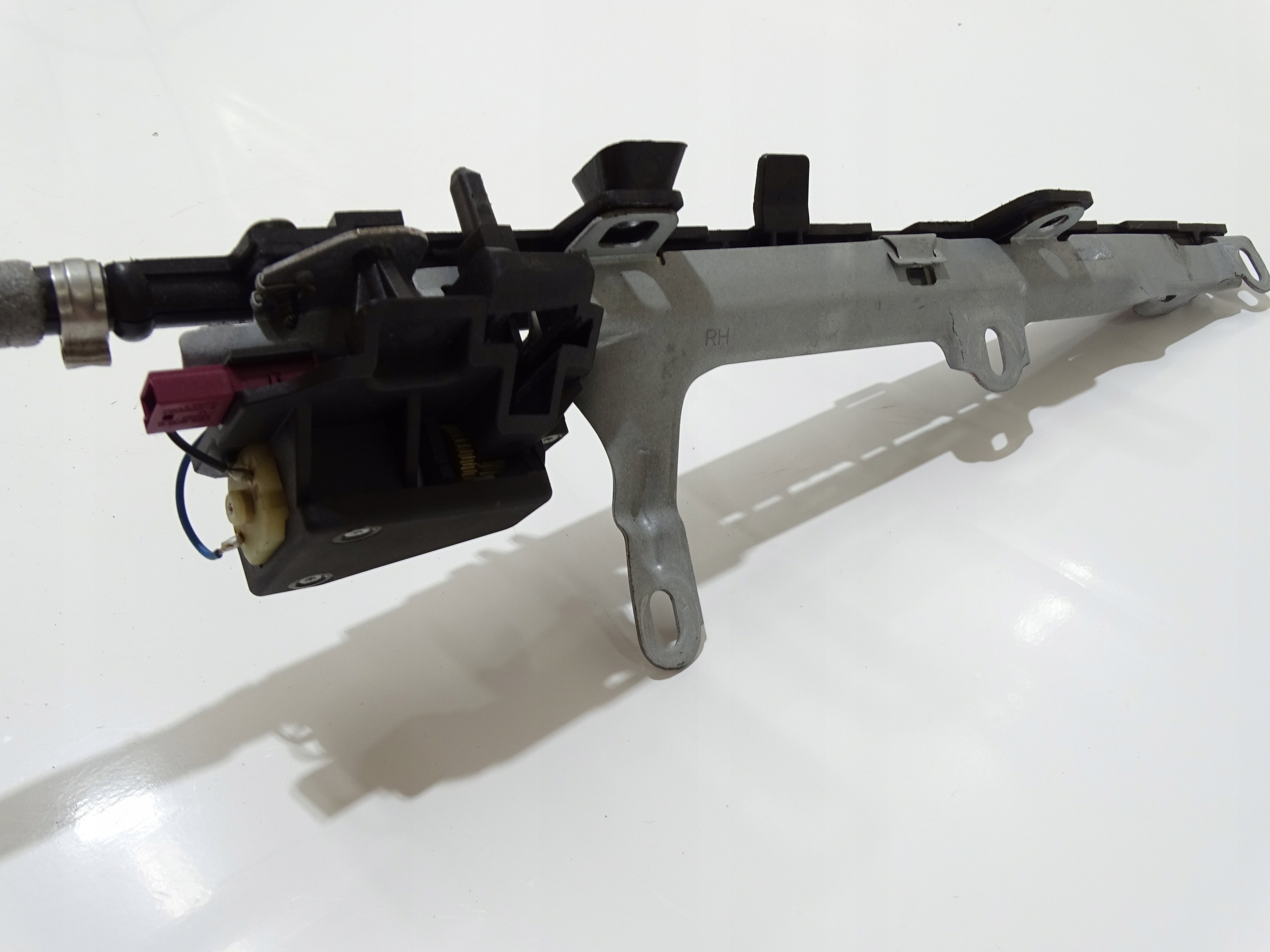 mechanism DOCIAGANIA bonnet boot BMW E61
