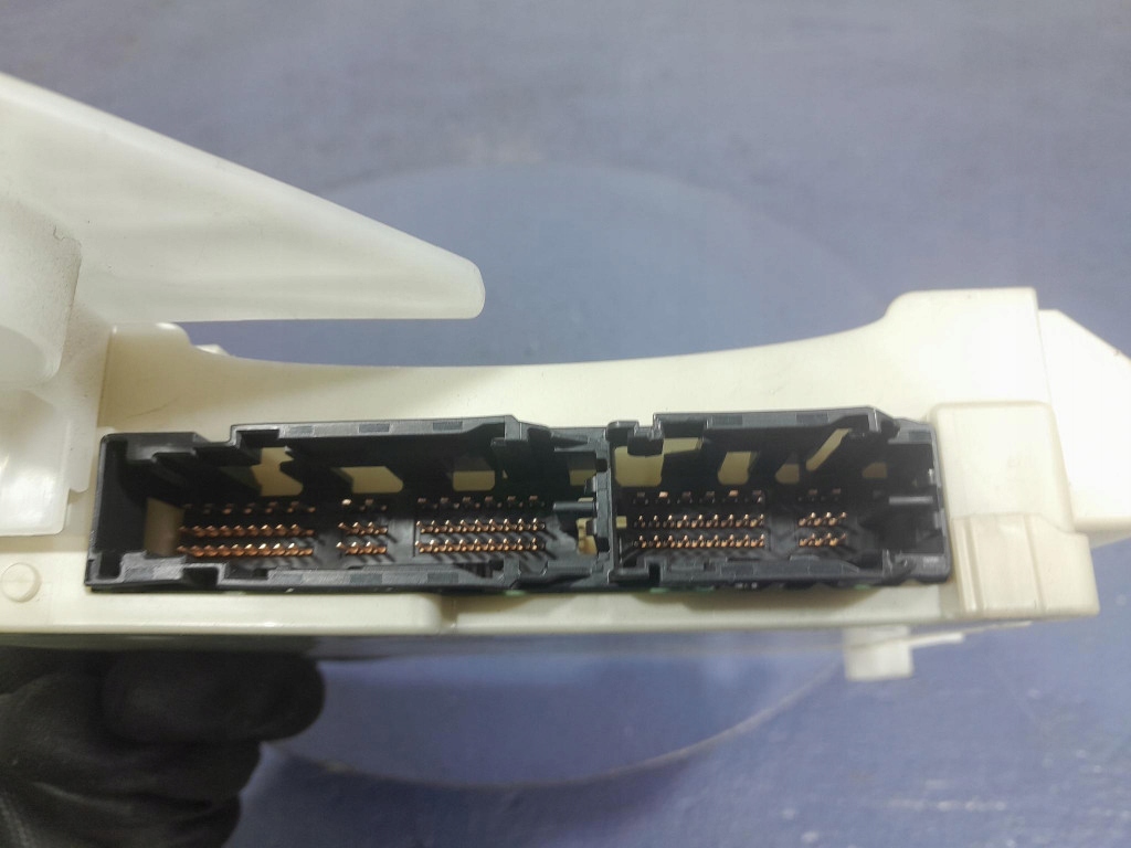 lexus ES VII РЕСТАЙЛИНГ 21- модуль блок предохранителей 82730-33Q30