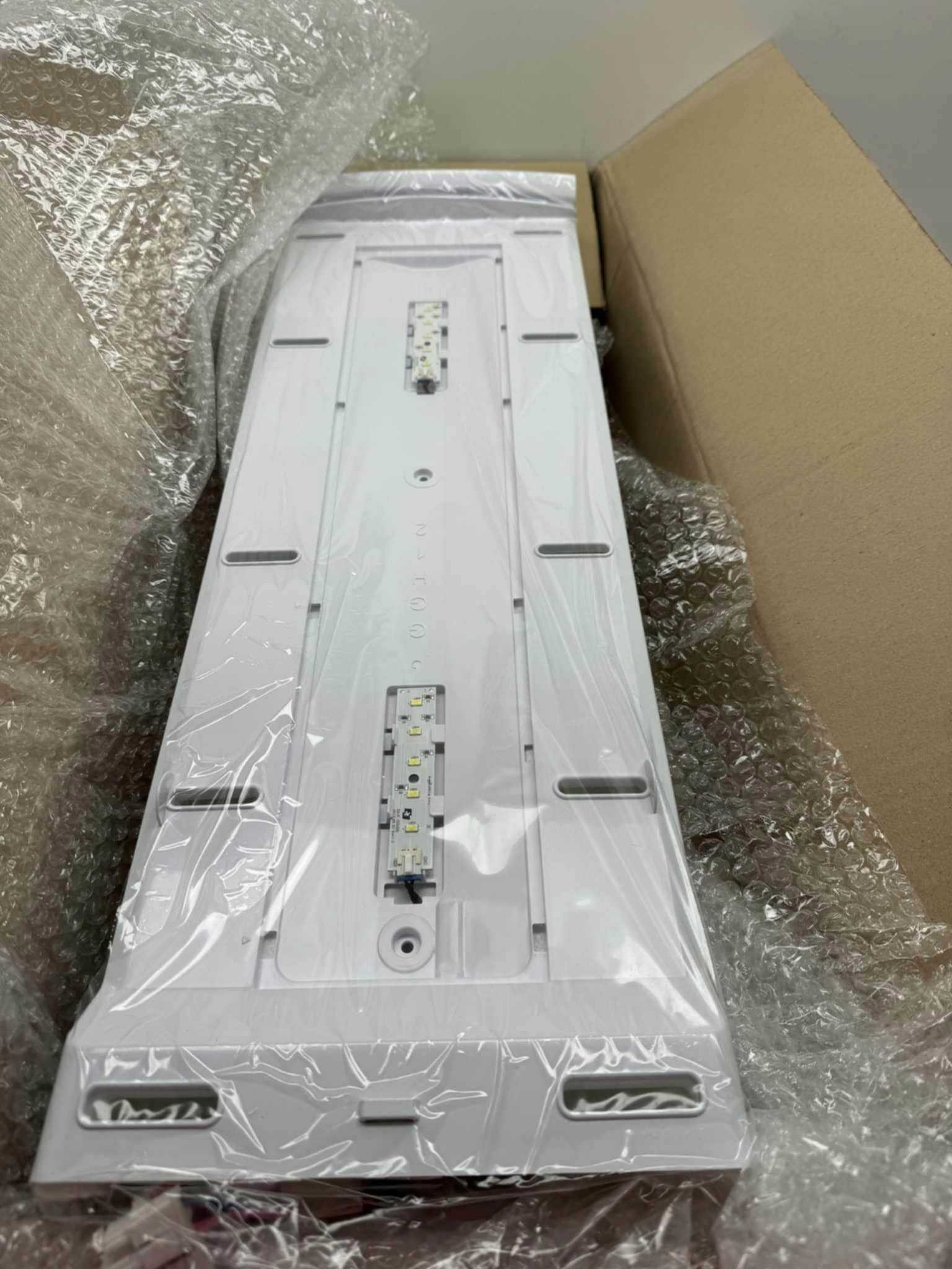 Vnitřní pouzdro pro ledničku Samsung (DA97-12864A)