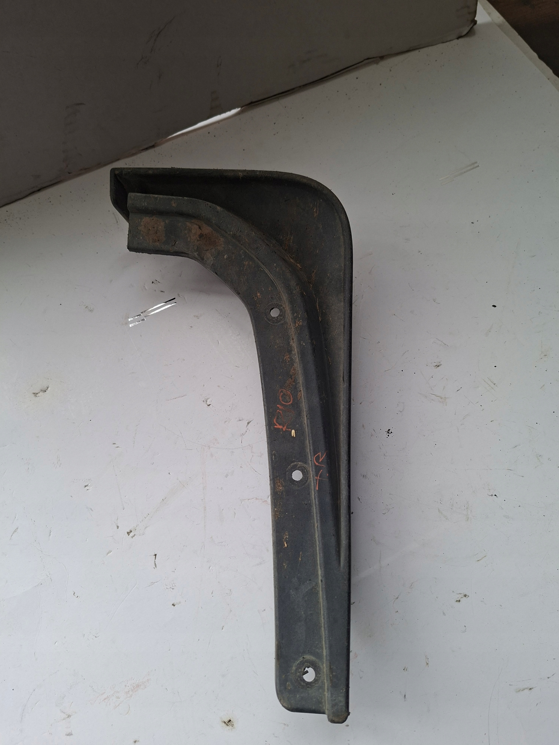 mudguard flap right KIA RIO IV 86880C5500