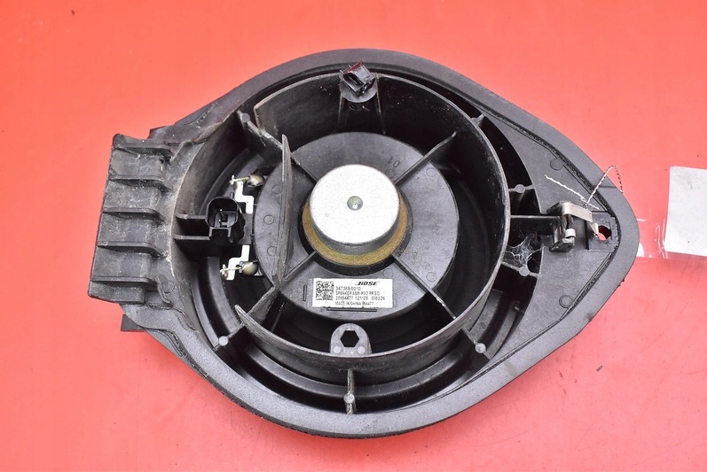 speaker left rear part 347389-0010 CADILLAC XTS 12-17