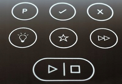 WYPIEKACZ DO CHLEBA AUTOMAT DO PIECZENIA KENWOOD BM450 SREBRNY 750 W INOX Model BM450