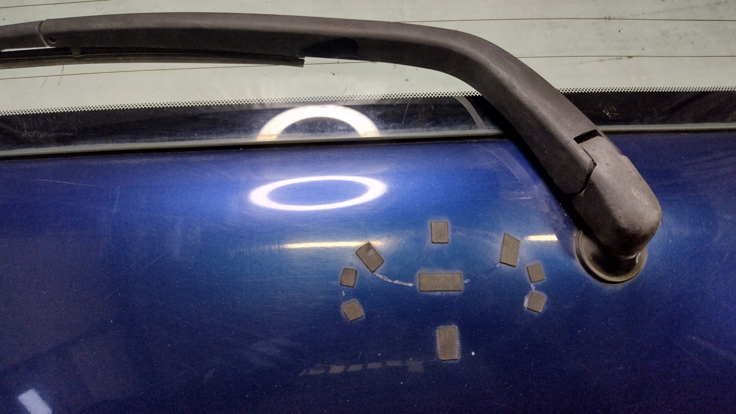 trunk door boot Toyota Yaris and 1 k: 8K8