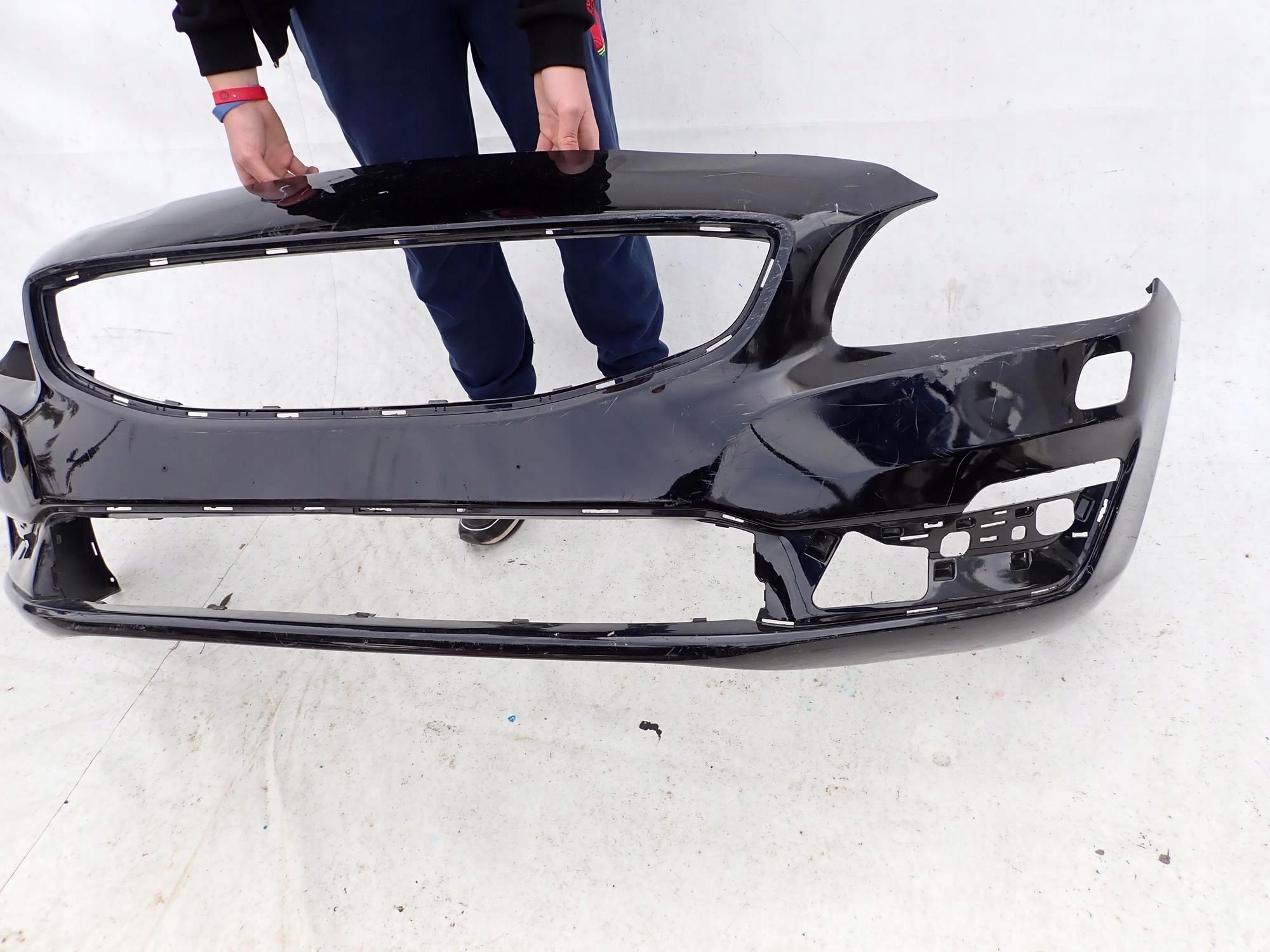VOLVO V60 and S60 II LIFT 13-18 bumper front washer