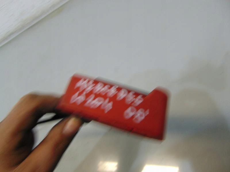 LINKA RACZKA MASKI EUROPA W204 A2048800159 Car type Cargo vans