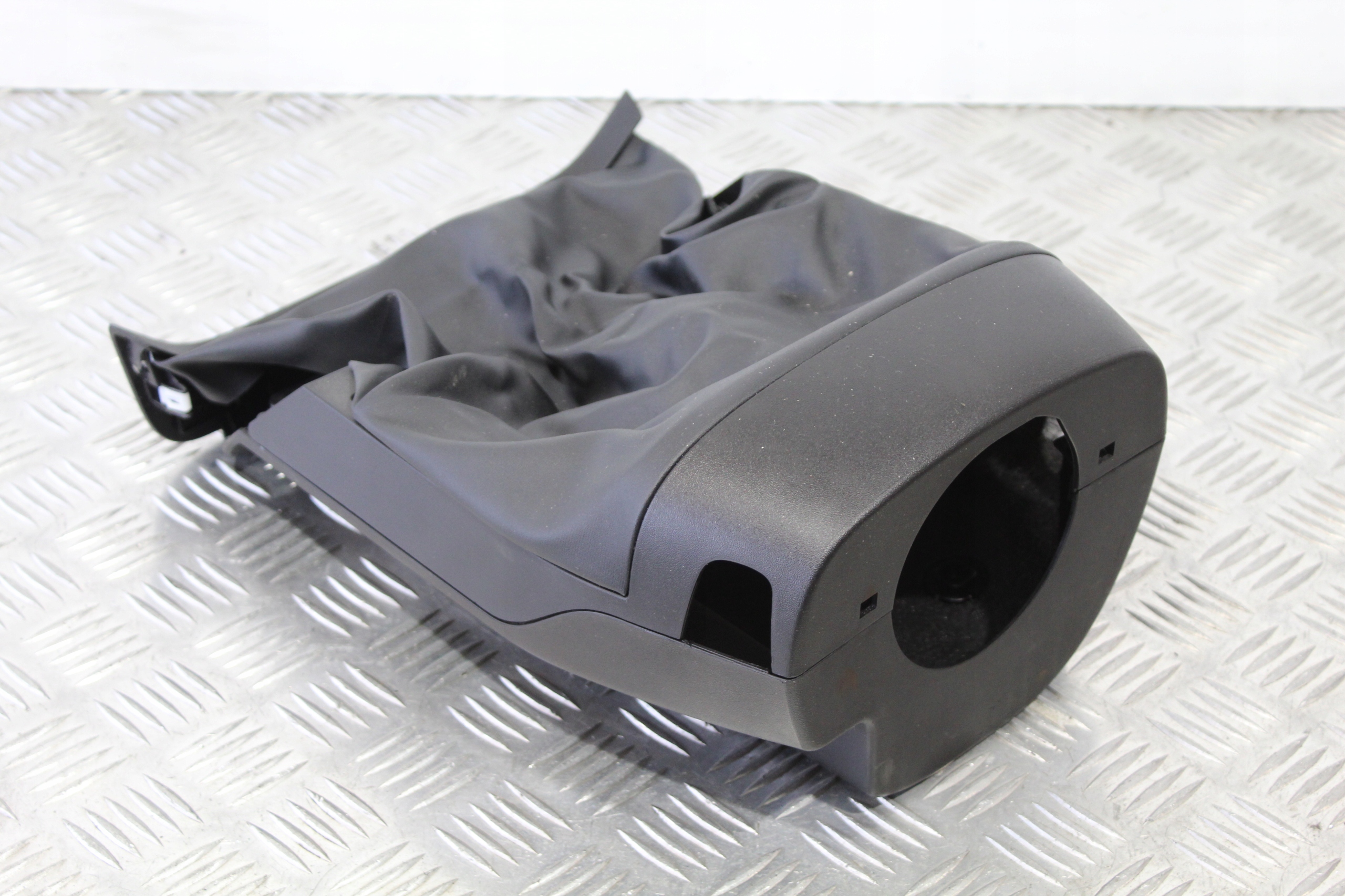 obal volantu FORD FIESTA MK8